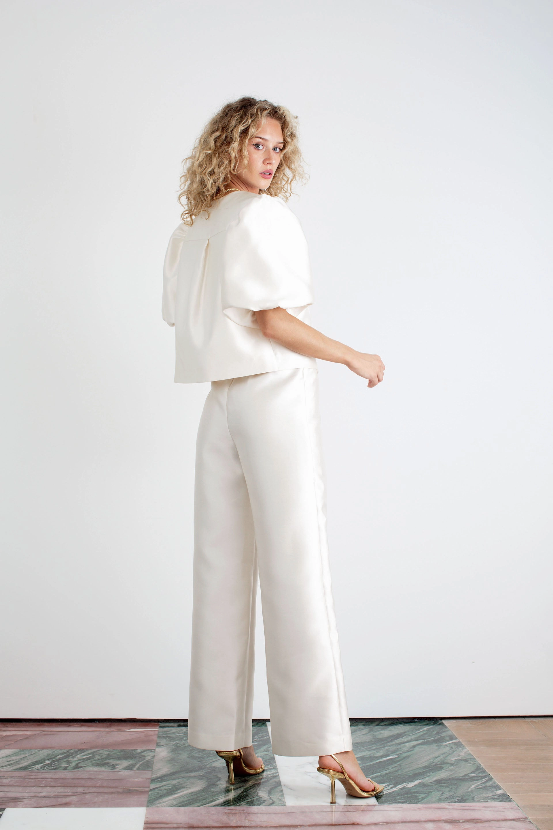 "The Aurora" - Trouser (Cream) Mesh-Detail