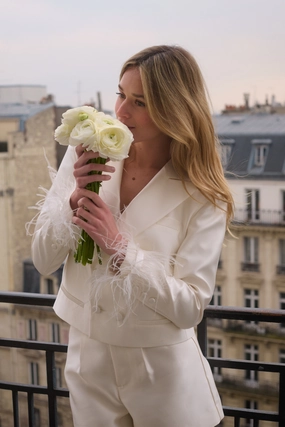 Modern Movement "The Chloe" - Crop Feather Blazer (Cream)