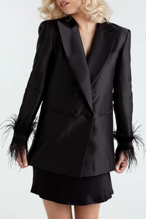 Effortless Waist Design "The Chloe" - Feather Blazer (Black)