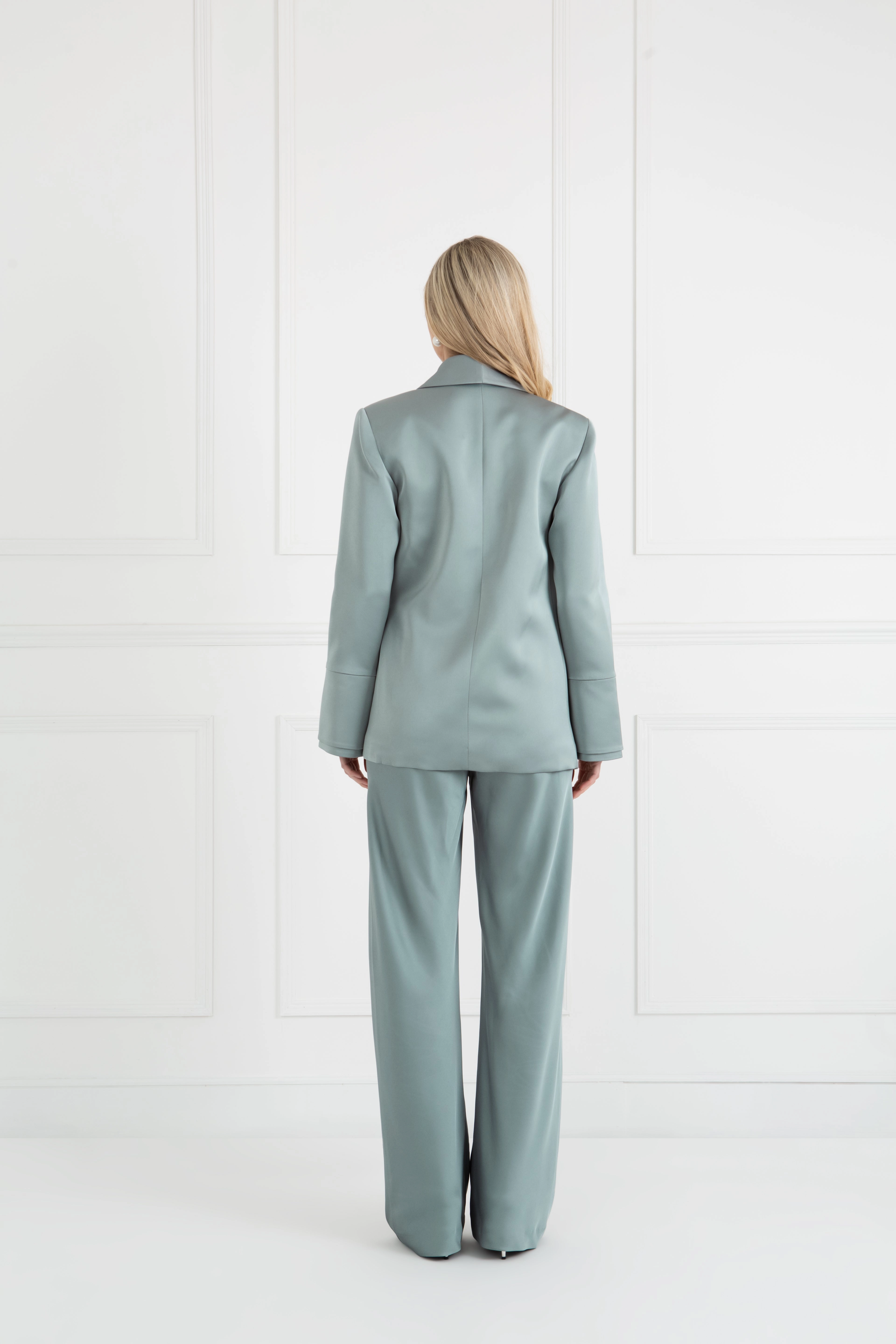 Outdoor Scene "The Sarah" Wrap Blazer (Icy Sage)