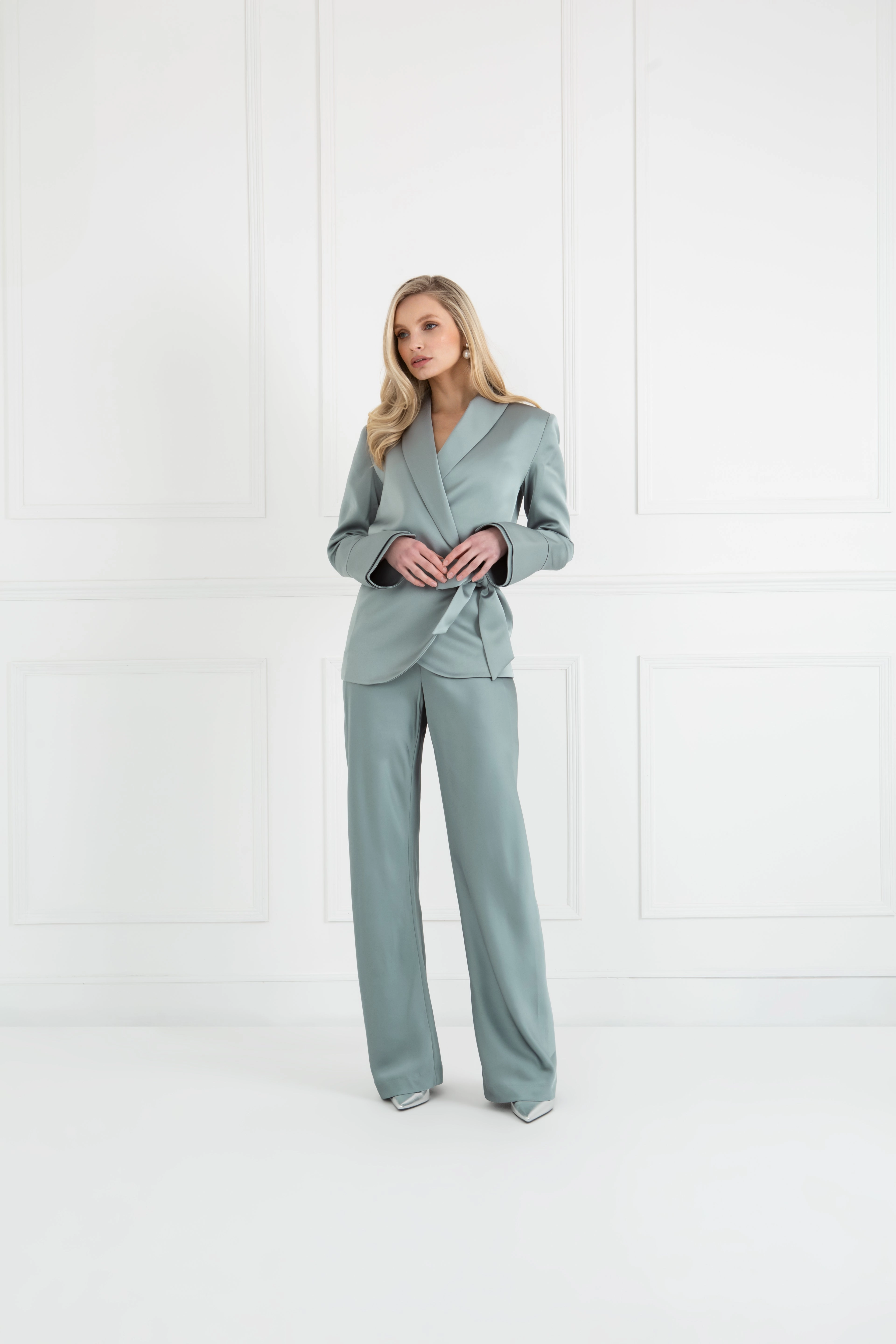 "The Sarah" Wrap Blazer (Icy Sage) Curve Friendly Boxy-Style