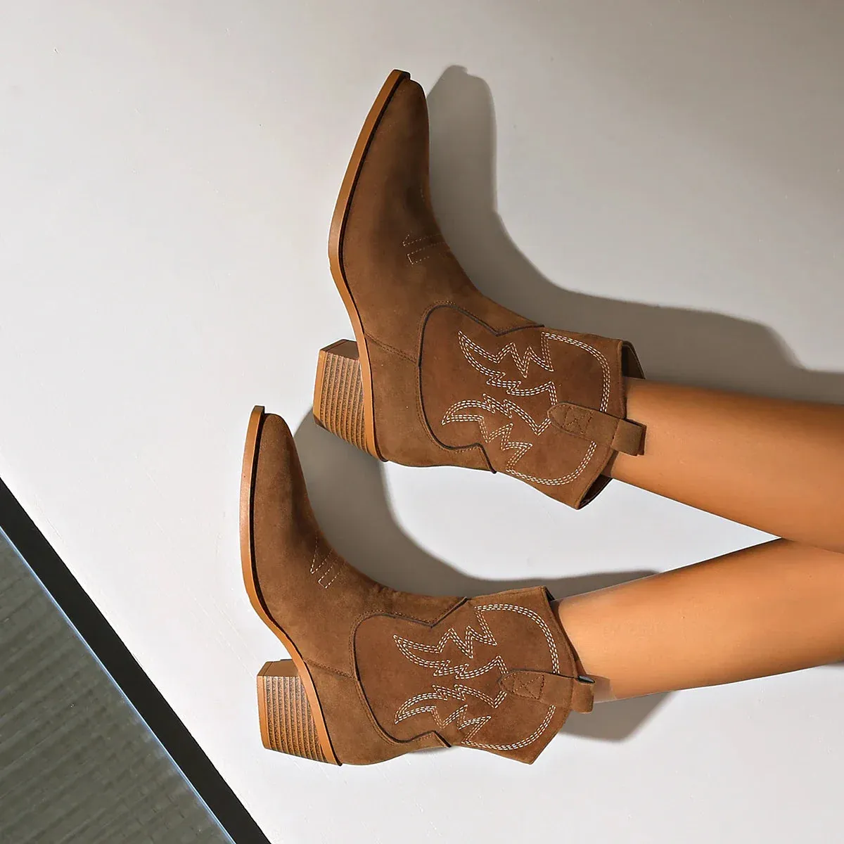 Adele Cowboy Stiefeletten | Retro Western Ankle Boots für Damen