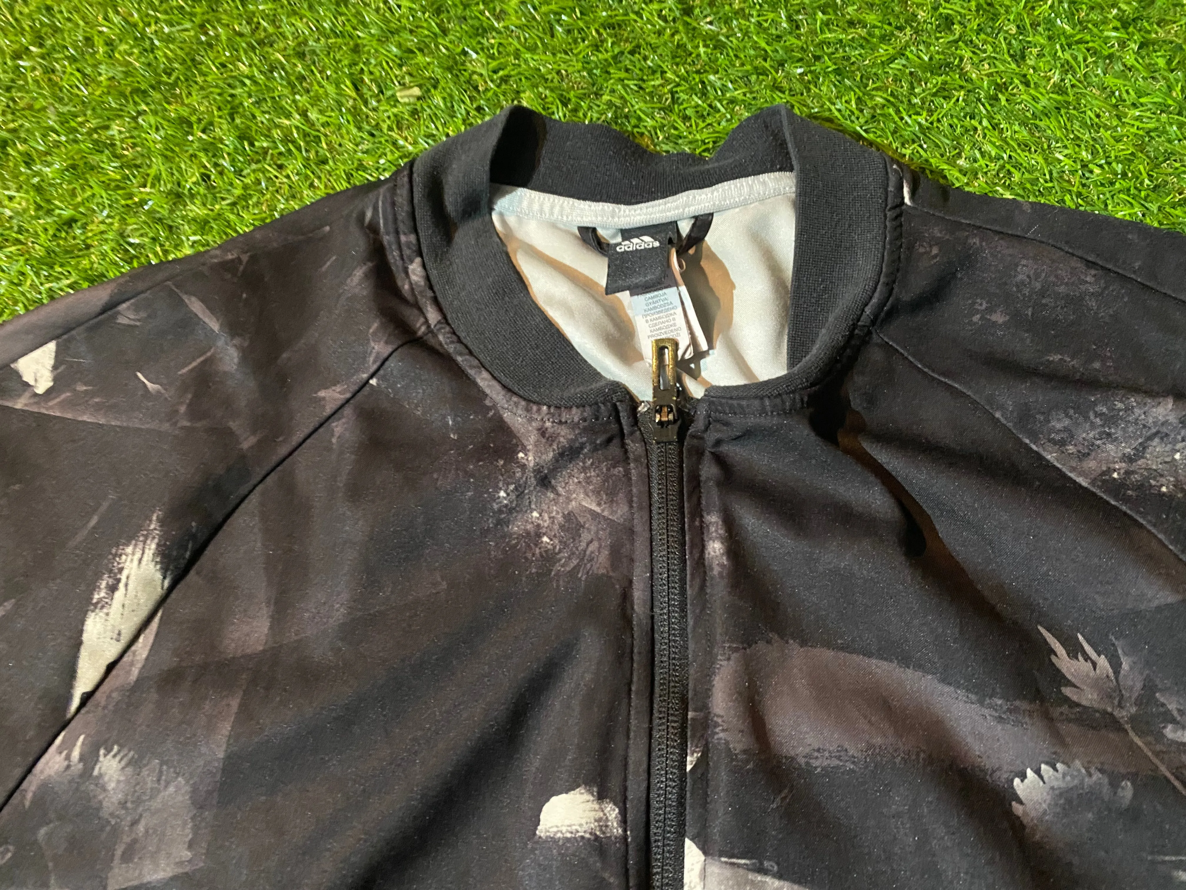 Adidas 3 Stripes Small Mans Lightweight Zip Up Jacket