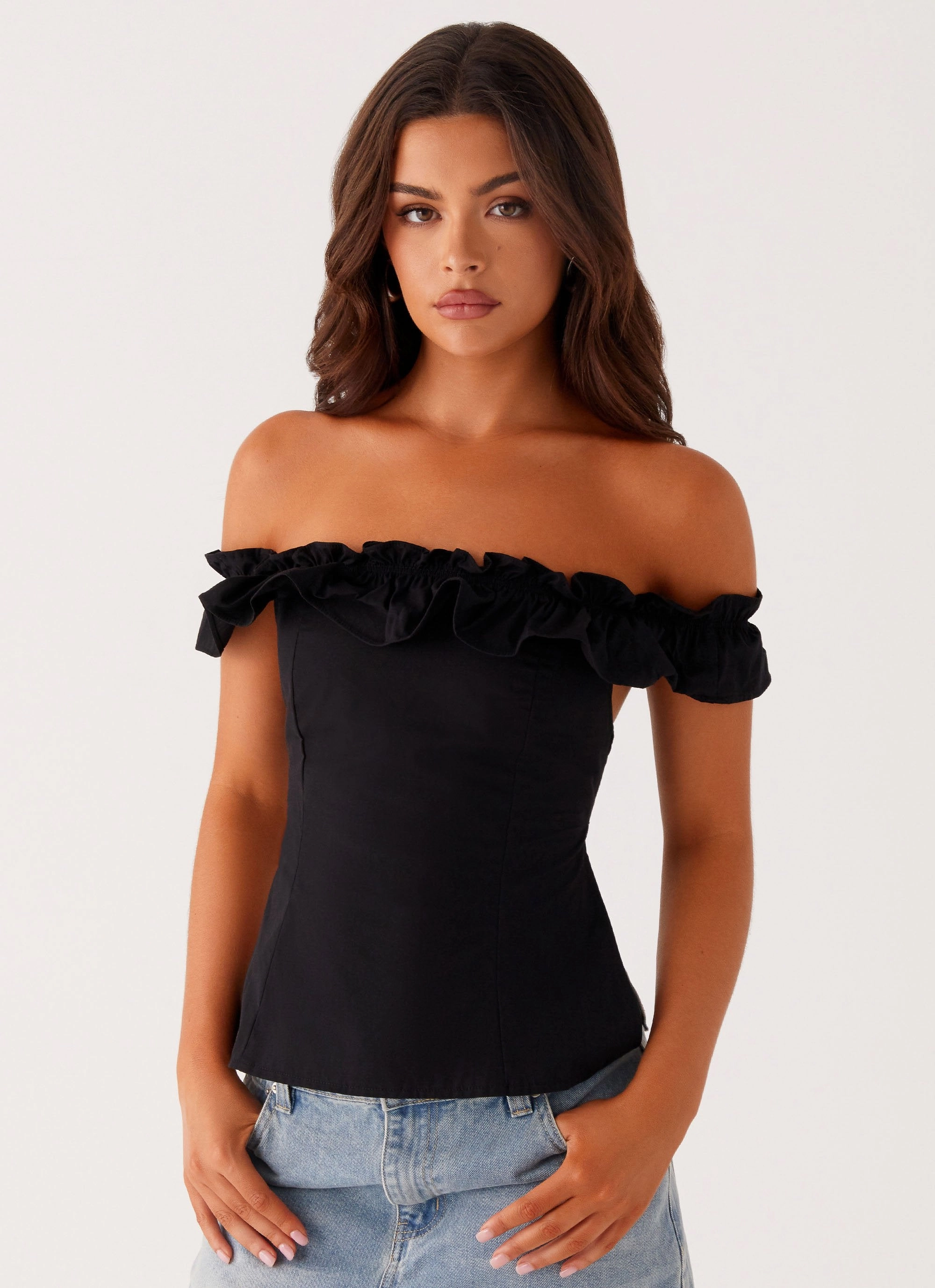 Layered Collar Structure Smooth Stitching Gwyneth Top - Black