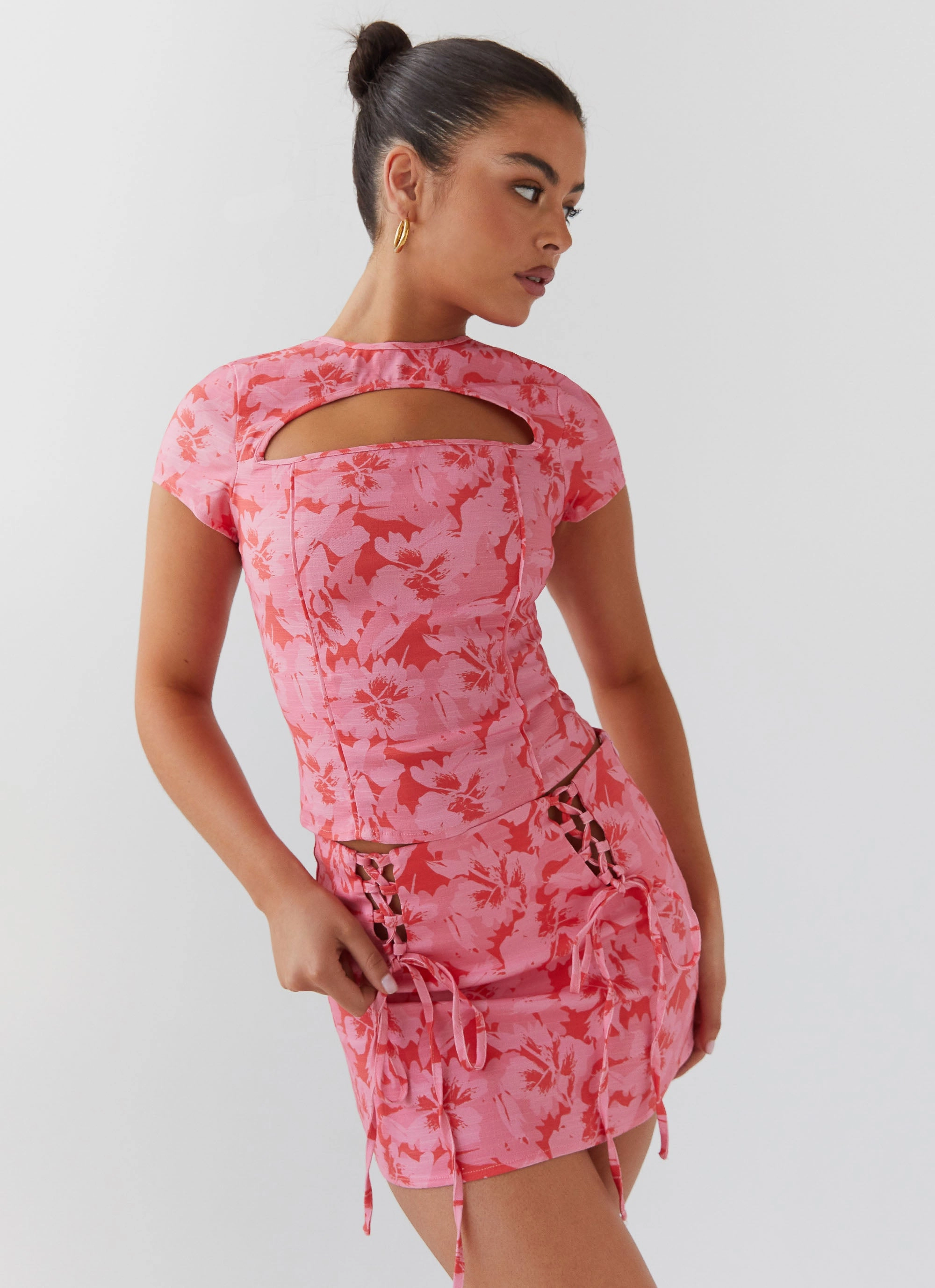 Weekend Style Pull On Style Take A Sip Tie Mini Skirt - Cherry Blossom