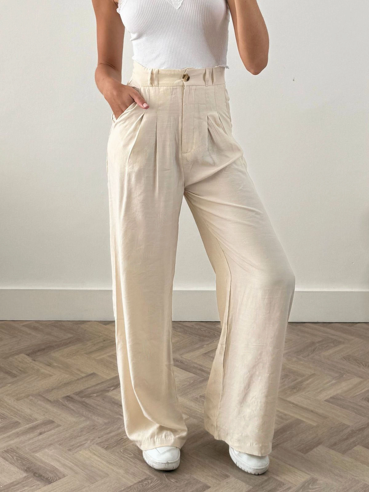 Albi Wide Leg Trouser / Cream High Mobility
