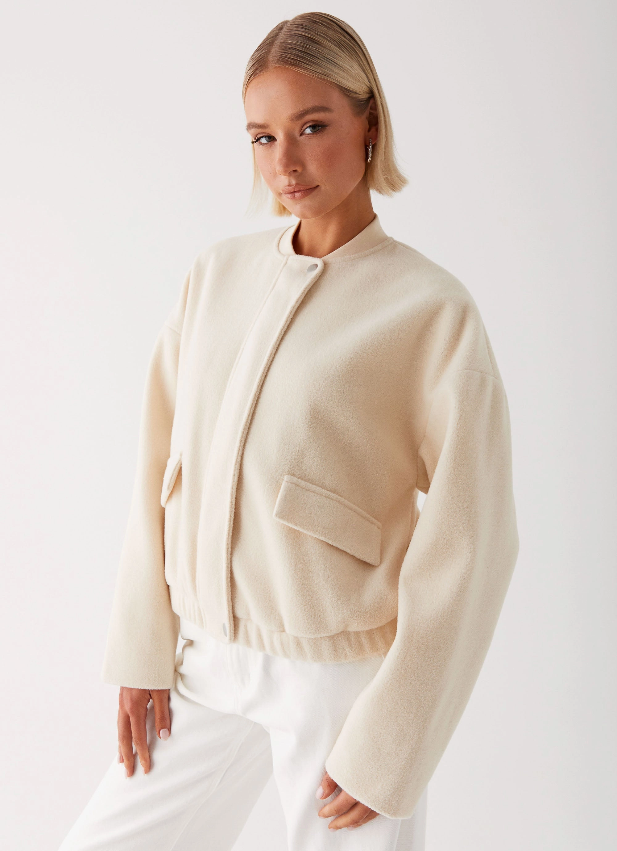 Reversible Style mesh ventilation Cloudia Bomber Jacket - Ivory