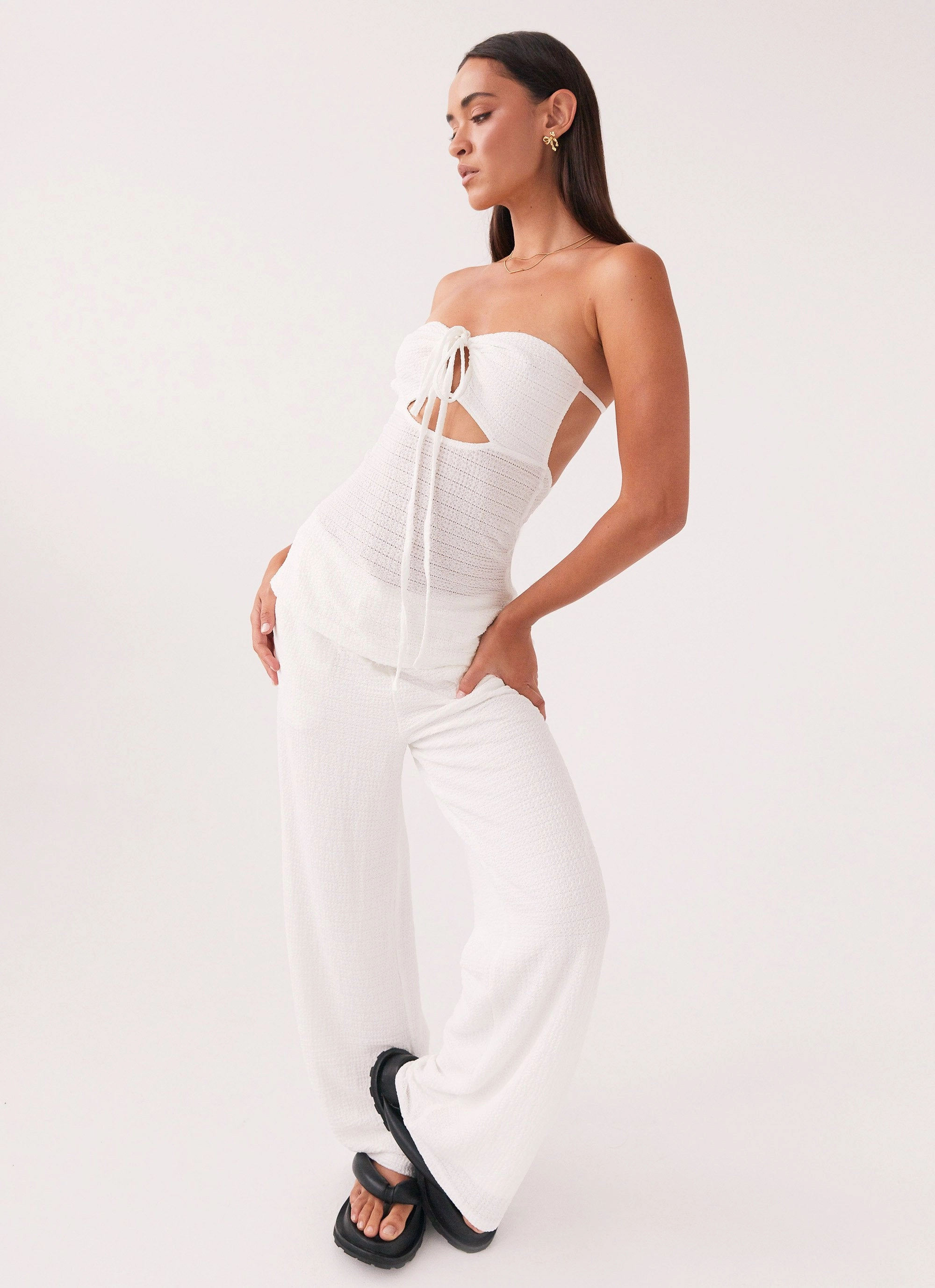 Jadey Strapless Waffle Top - White Quick Pull Zipper Weekday Street Look