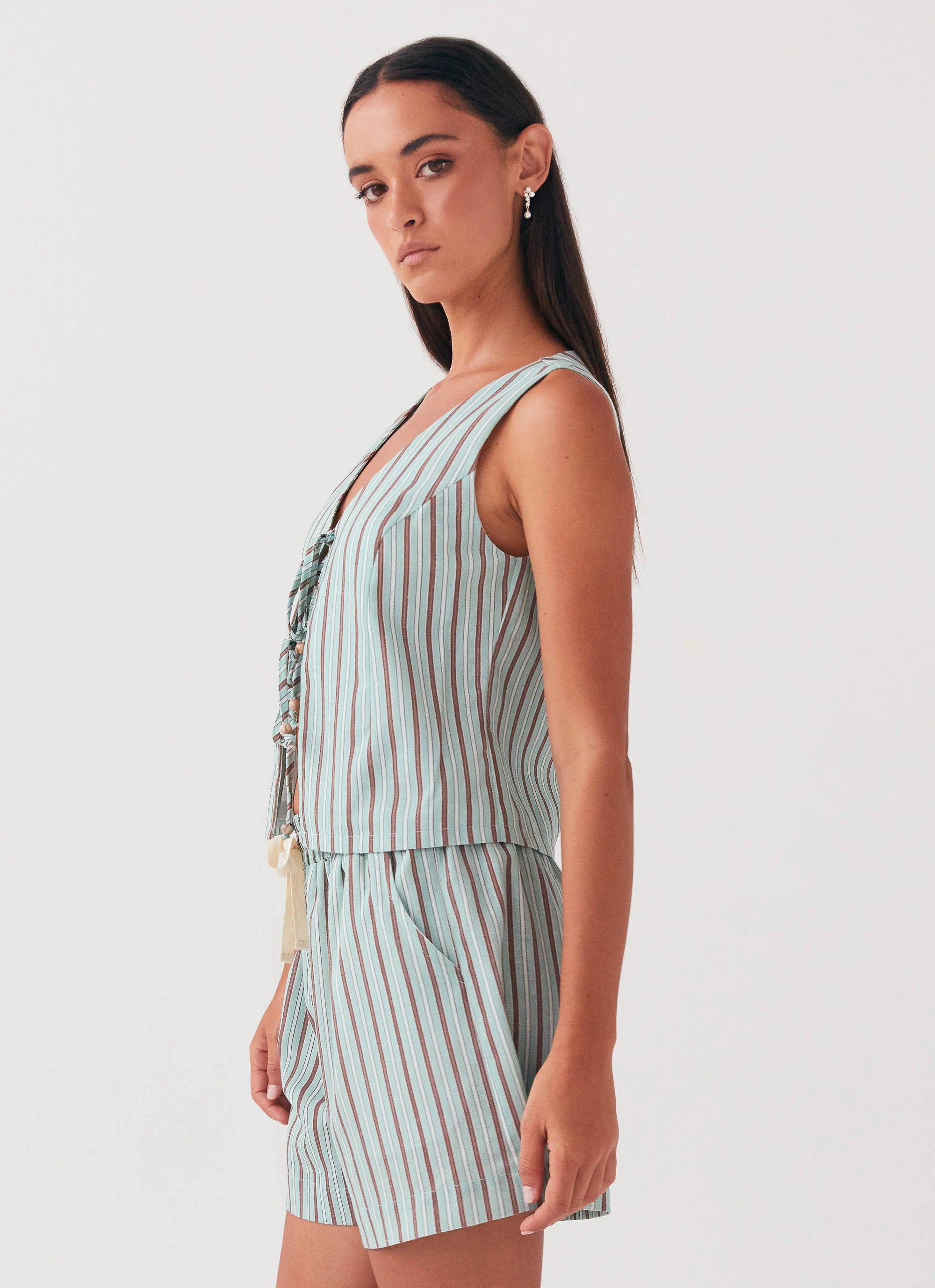 Flexible shape Allania Linen Shorts - Coastal Stripe