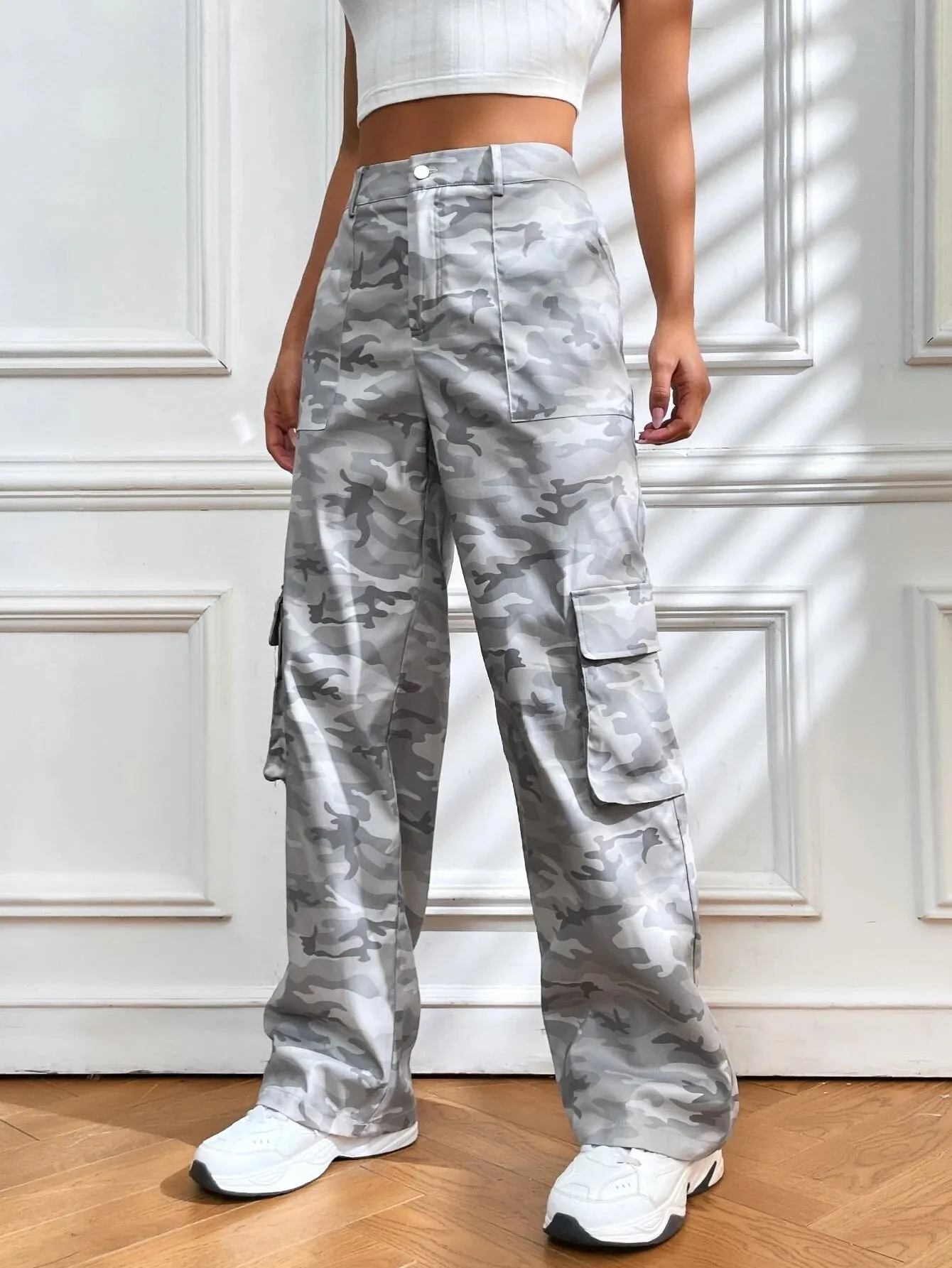 Allover Print Flap Pocket Cargo Pant