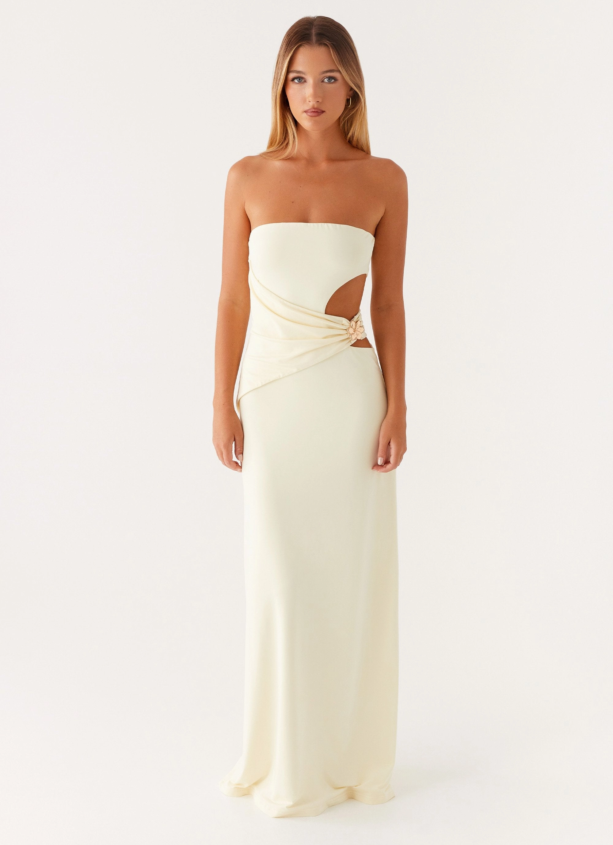 Anetta Maxi Dress - Yellow Flattering Shape Design Relaxed and Elegant