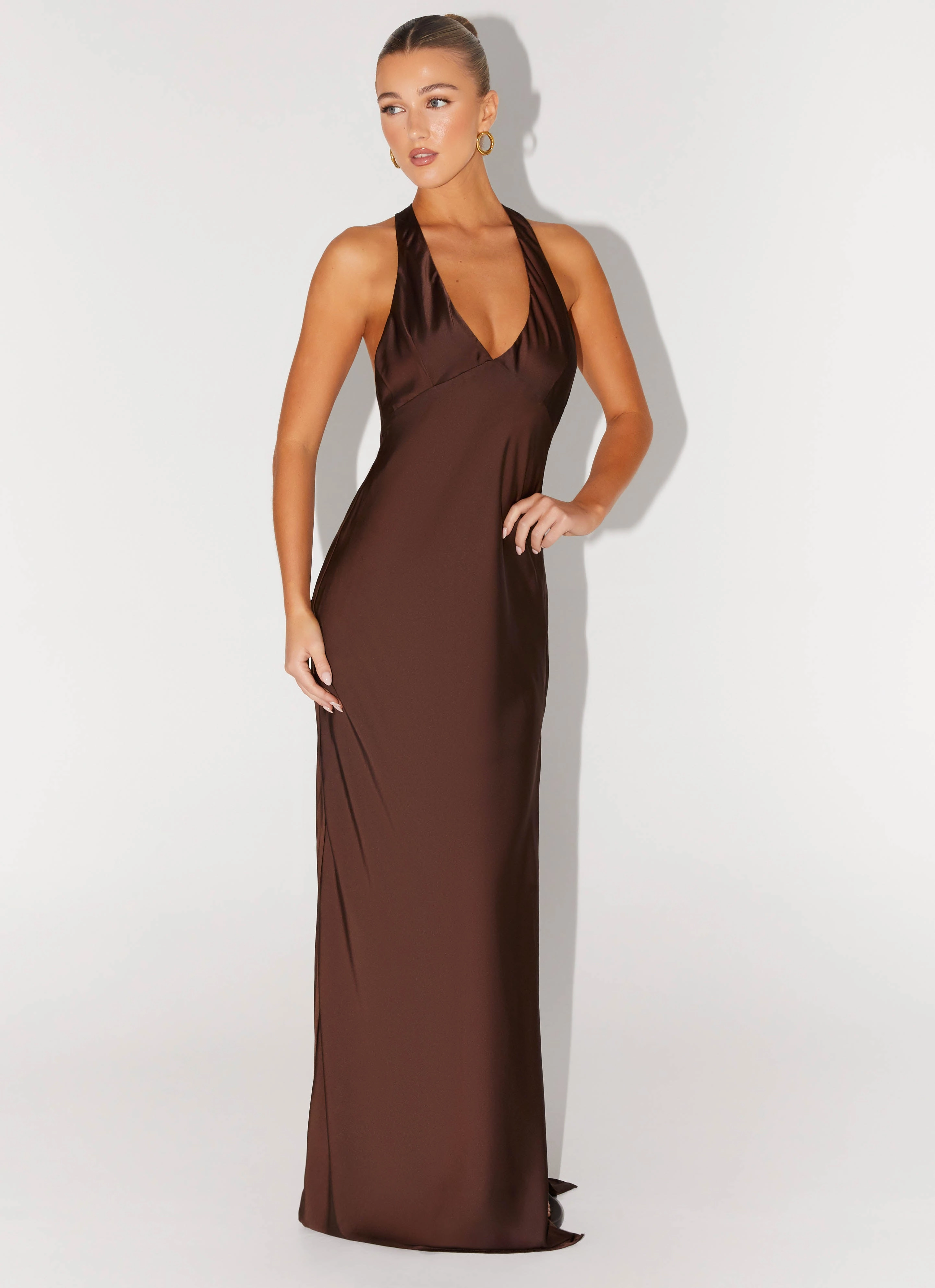 Influencer-Style Angie Maxi Dress - Chocolate