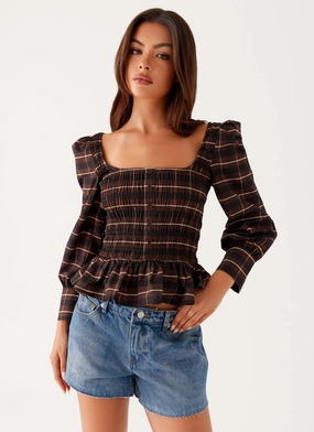 Curved Hemline AntiOdor Joyce Long Sleeve Shirred Top - Chocolate Check