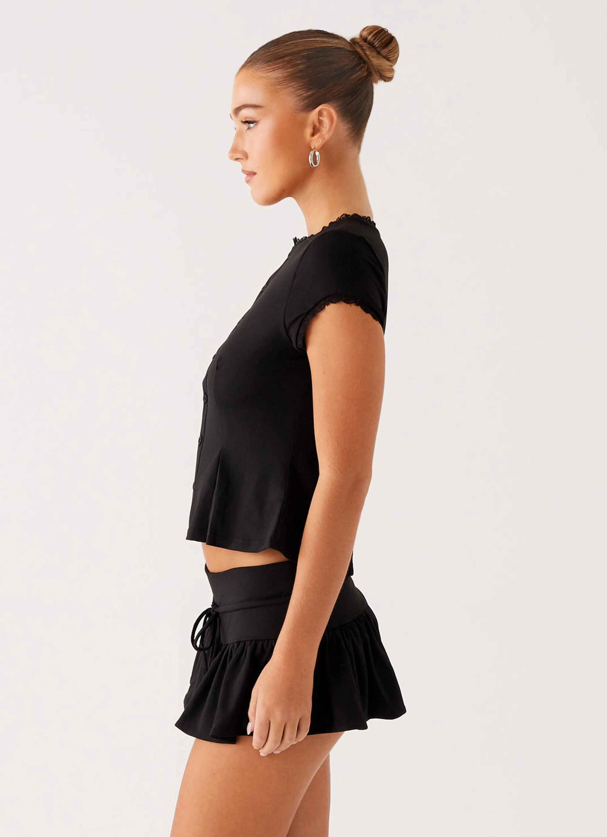 Tagless Design Landon Button Up Top - Black