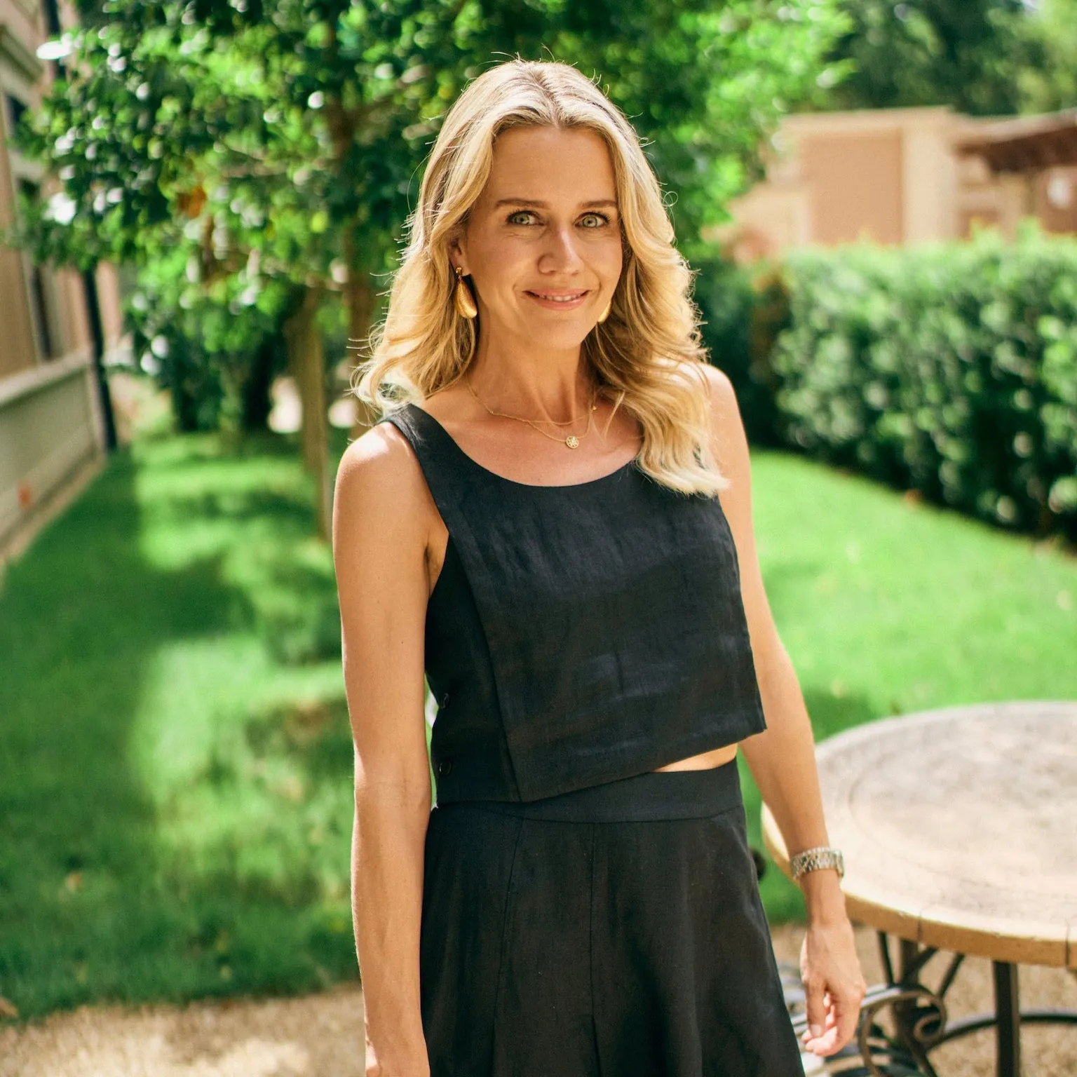 Sporty Comfort Fit Quick Dry Technology MASON'S DAUGHTER | Sophia Top, Black