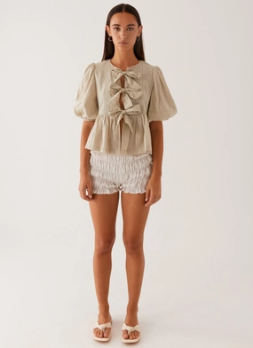 LightweightWeave Flexible Knit Blend Western Wind Tie Top - Sage