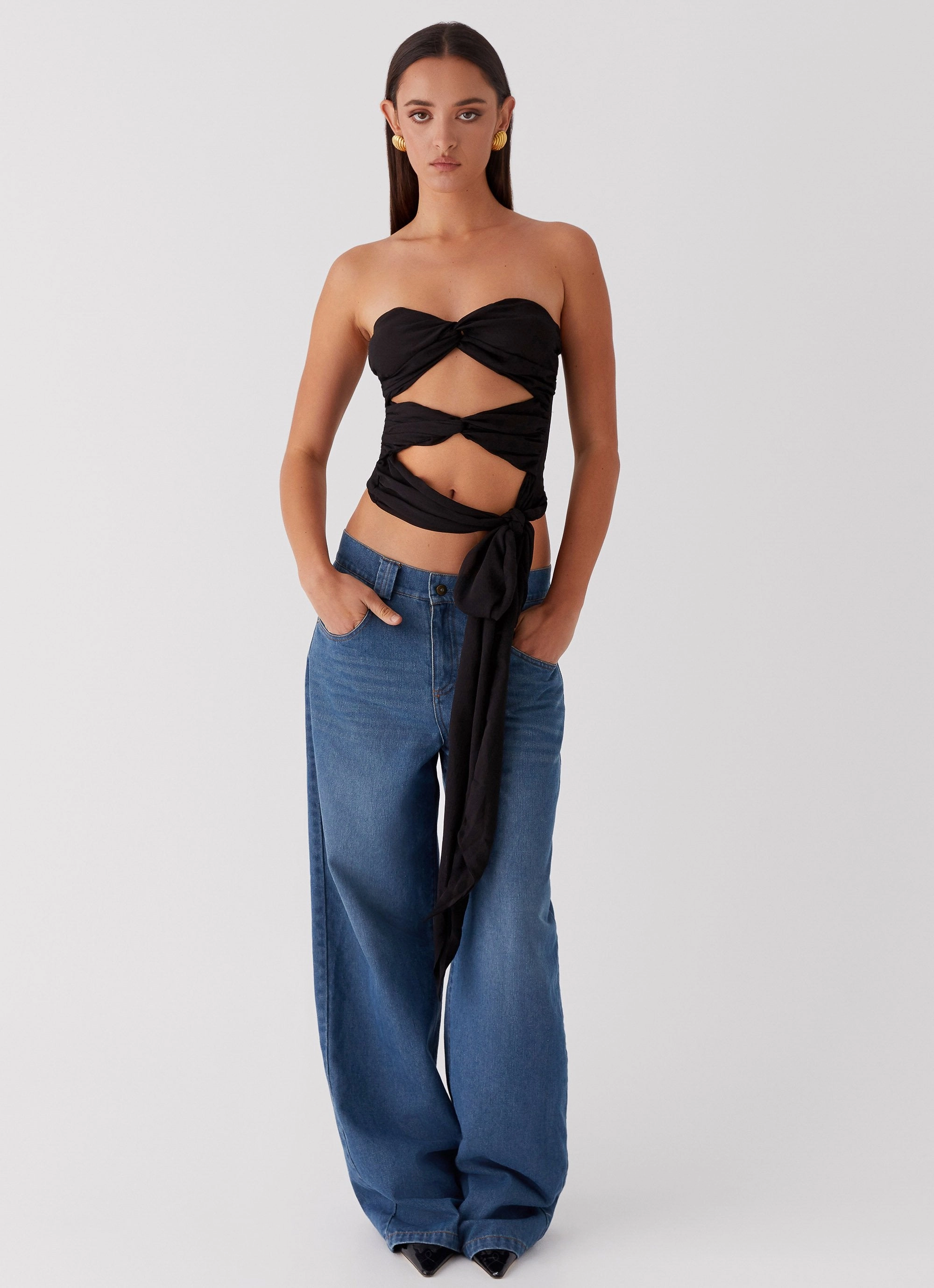 Low Profile Zipper Closure Sunlight Cascade Top - Black