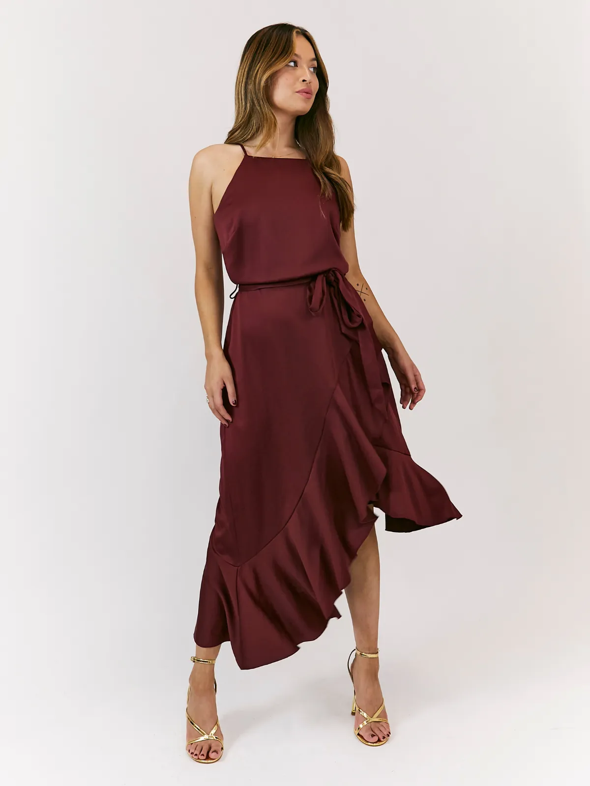 Ariana Halter Frill Dress / Mulberry Red Fresh Tones Soft Waist