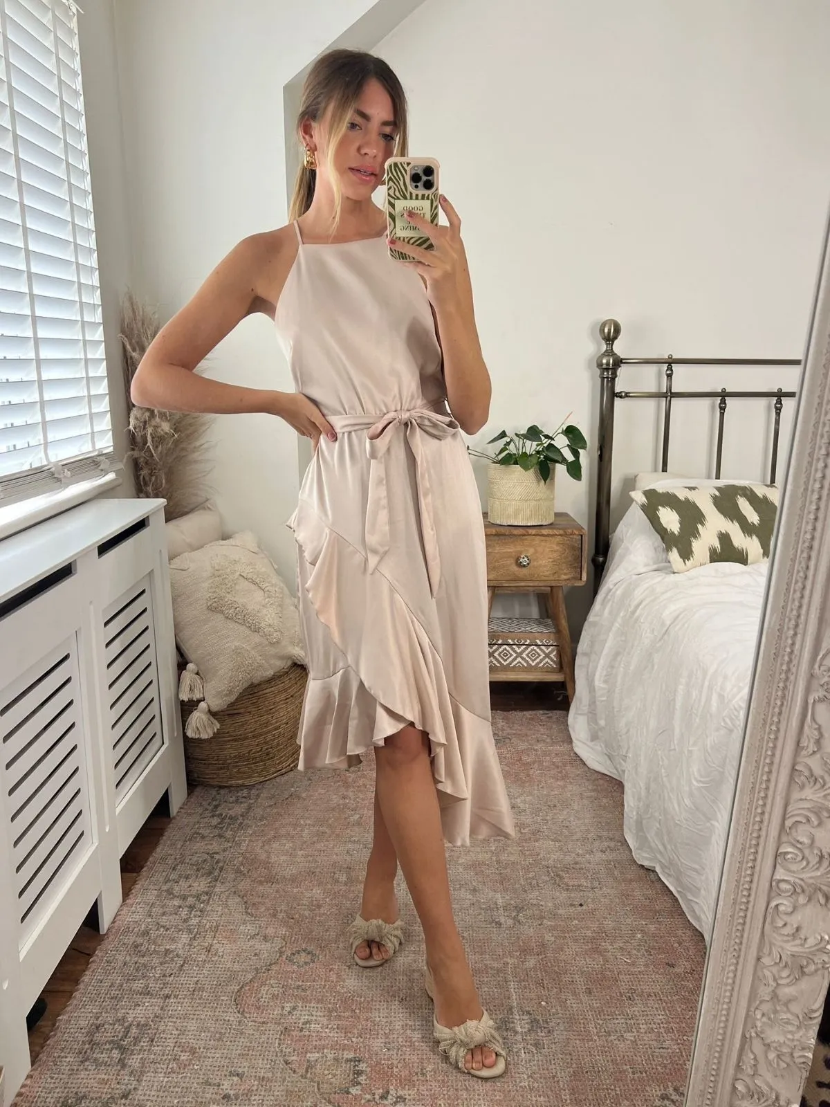 Minimalist Design Ariana Halter Frill Dress / Oyster