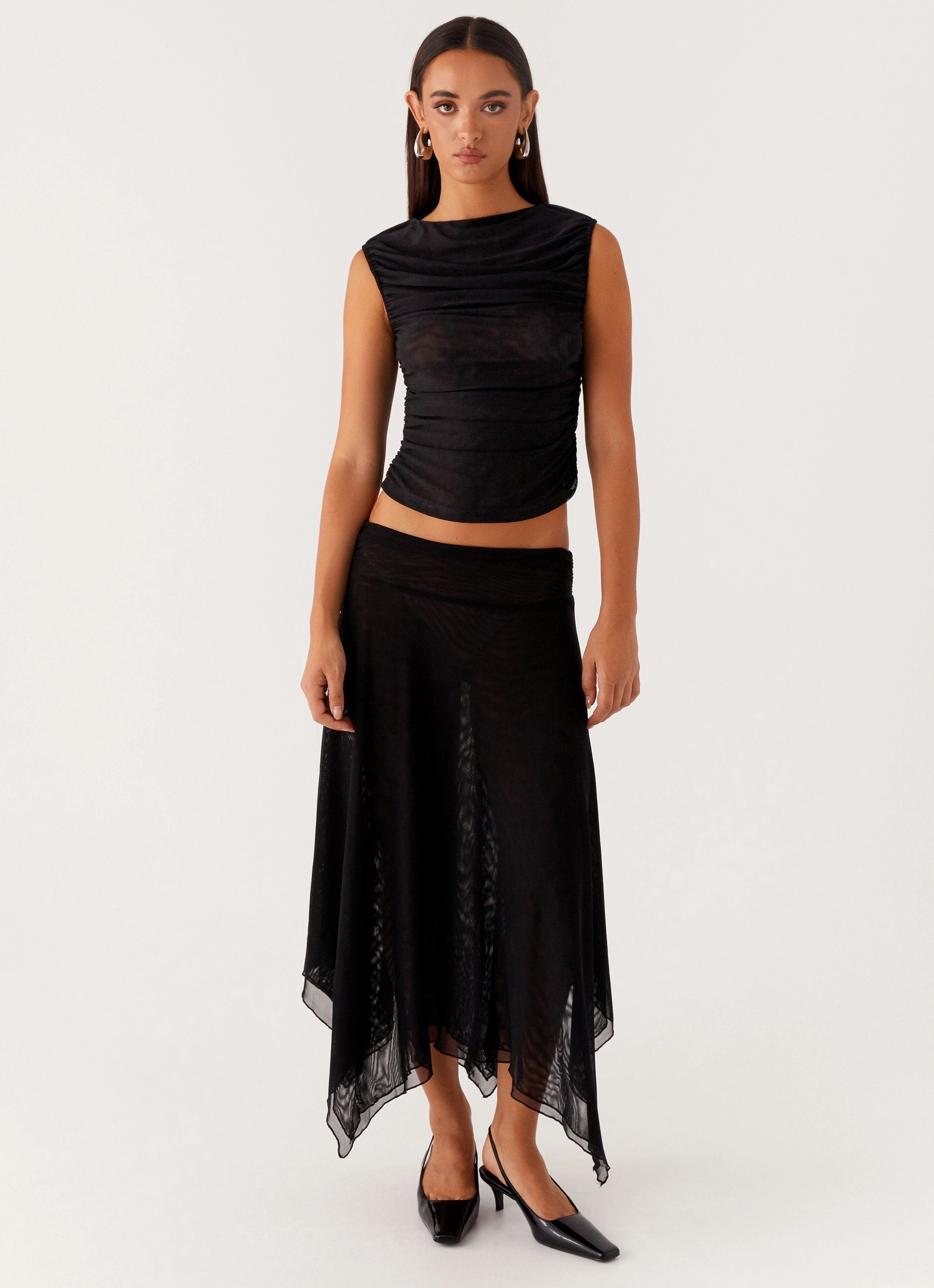 Arwen Midi Skirt - Black Hidden pockets Versatile Fit