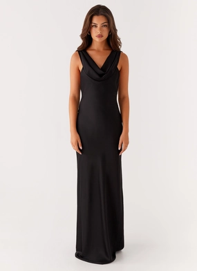 Chic and Cozy Arya Maxi Dress - Black