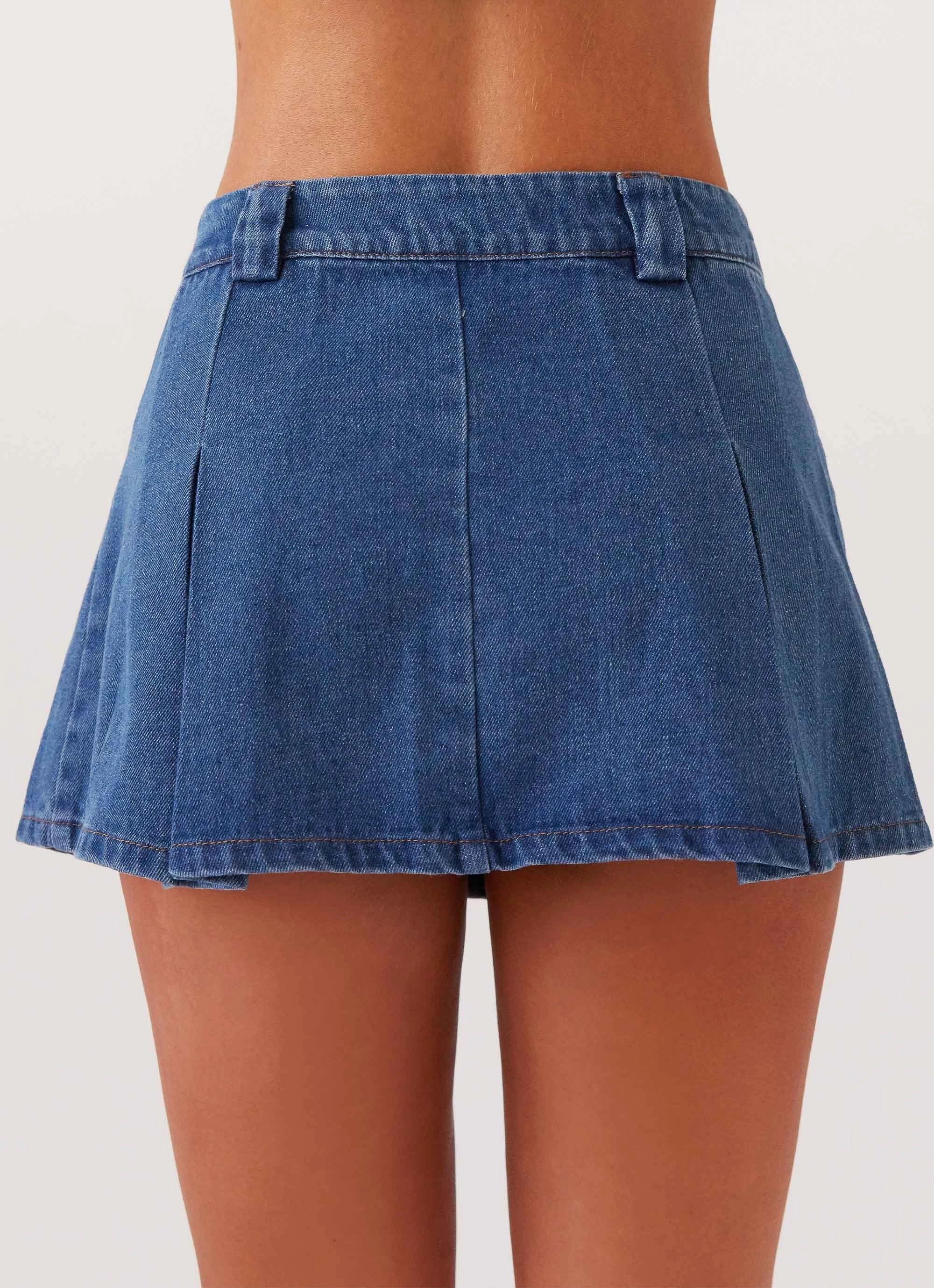 Outfit Lookbook Ashlyn Denim Mini Skirt - Indigo