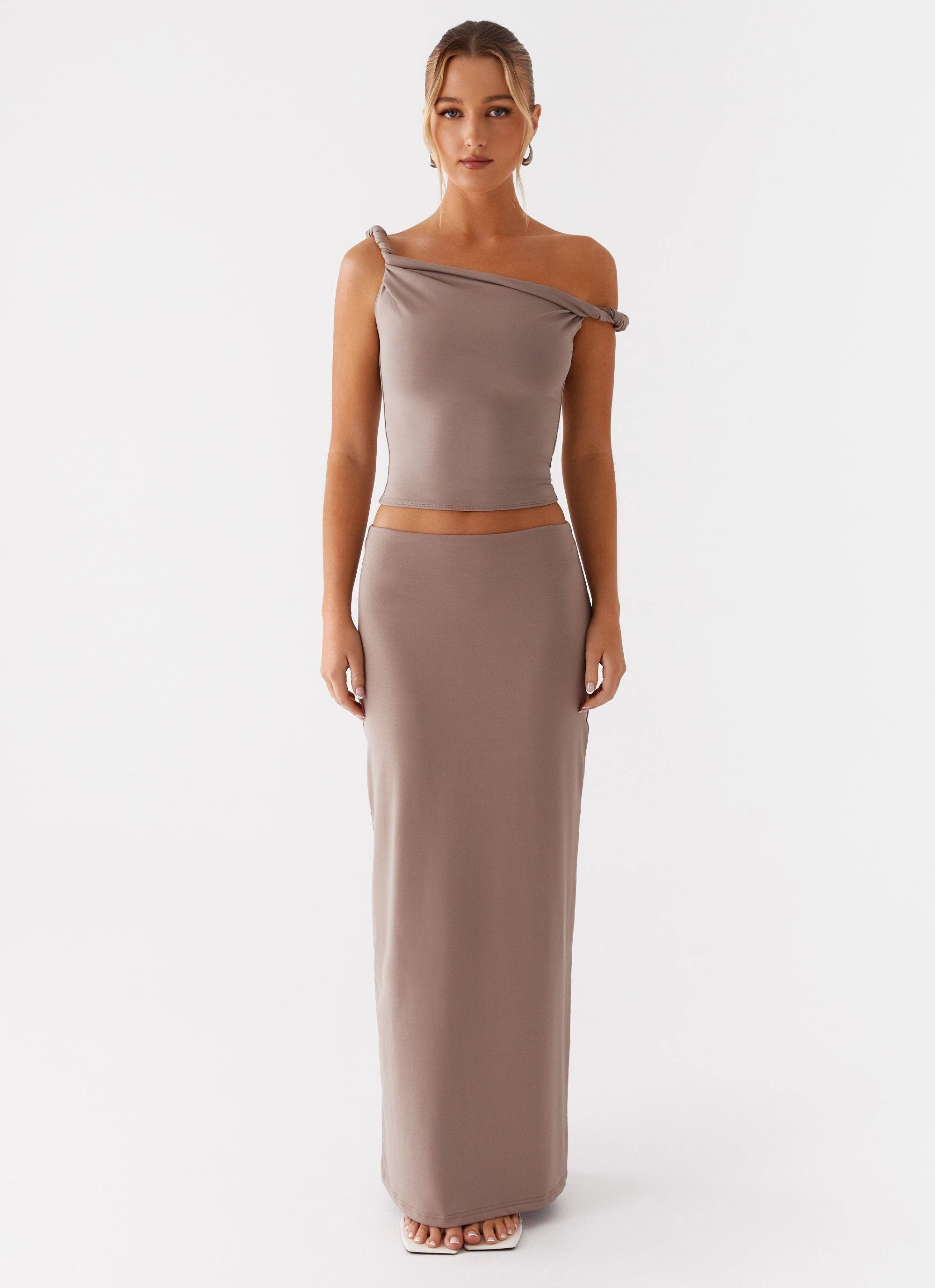Outfit Details Seasonal Layering Solace Soul Maxi Skirt - Taupe