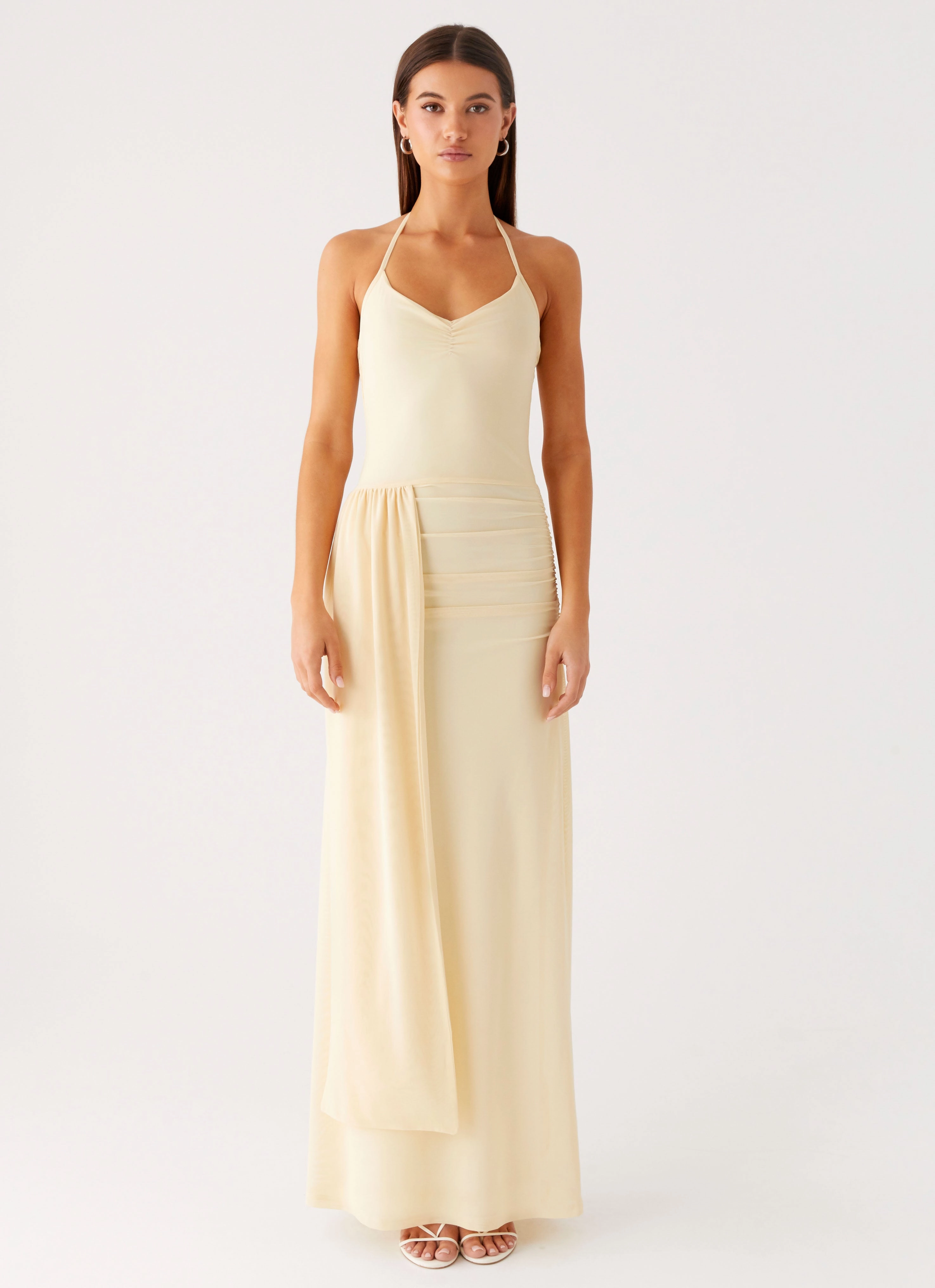 Pleat Breeze Elegant Finish Signal Halter Maxi Dress - Sunny Yellow