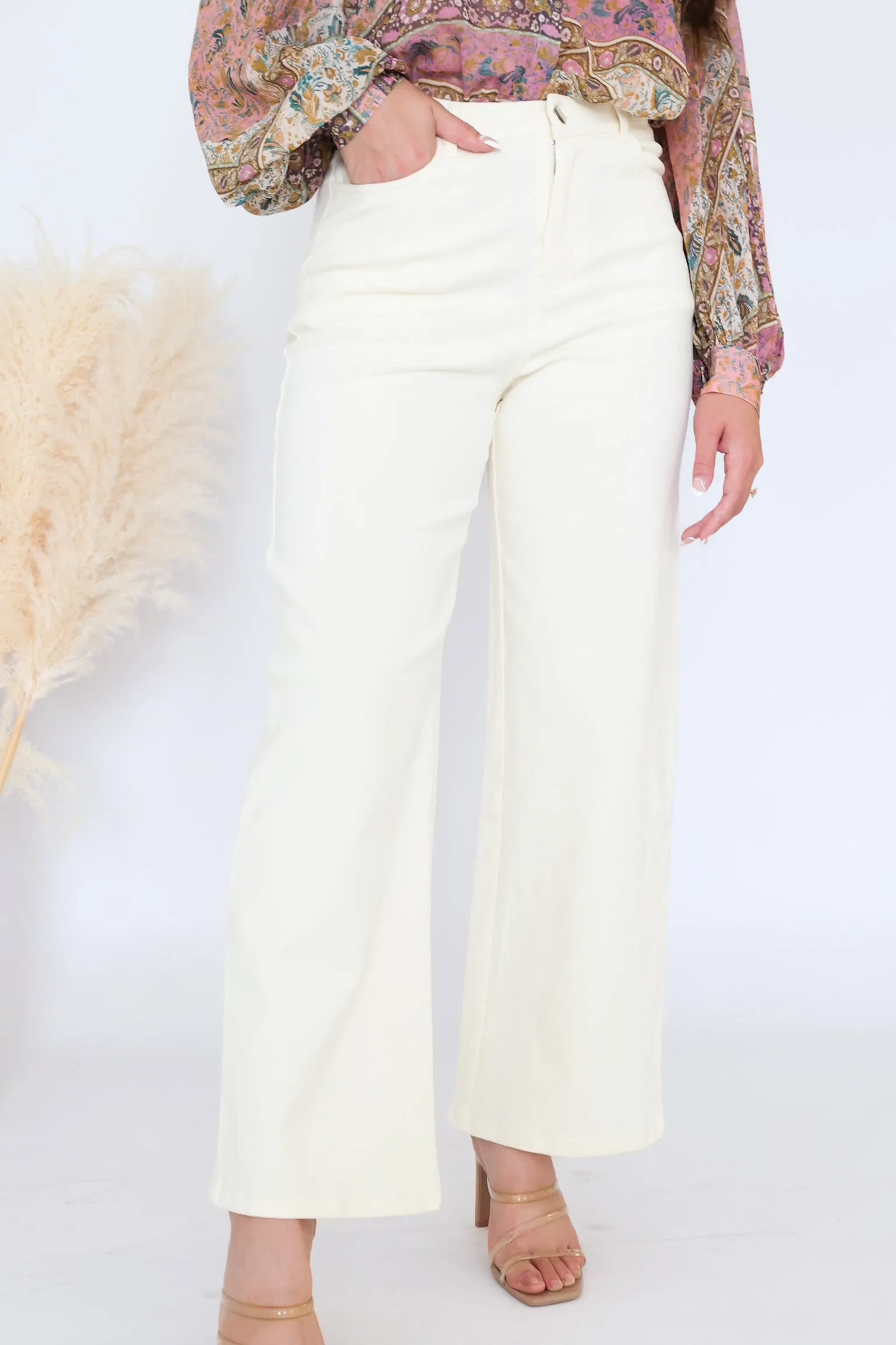 Light Wear Fit Avalon Denim Pants