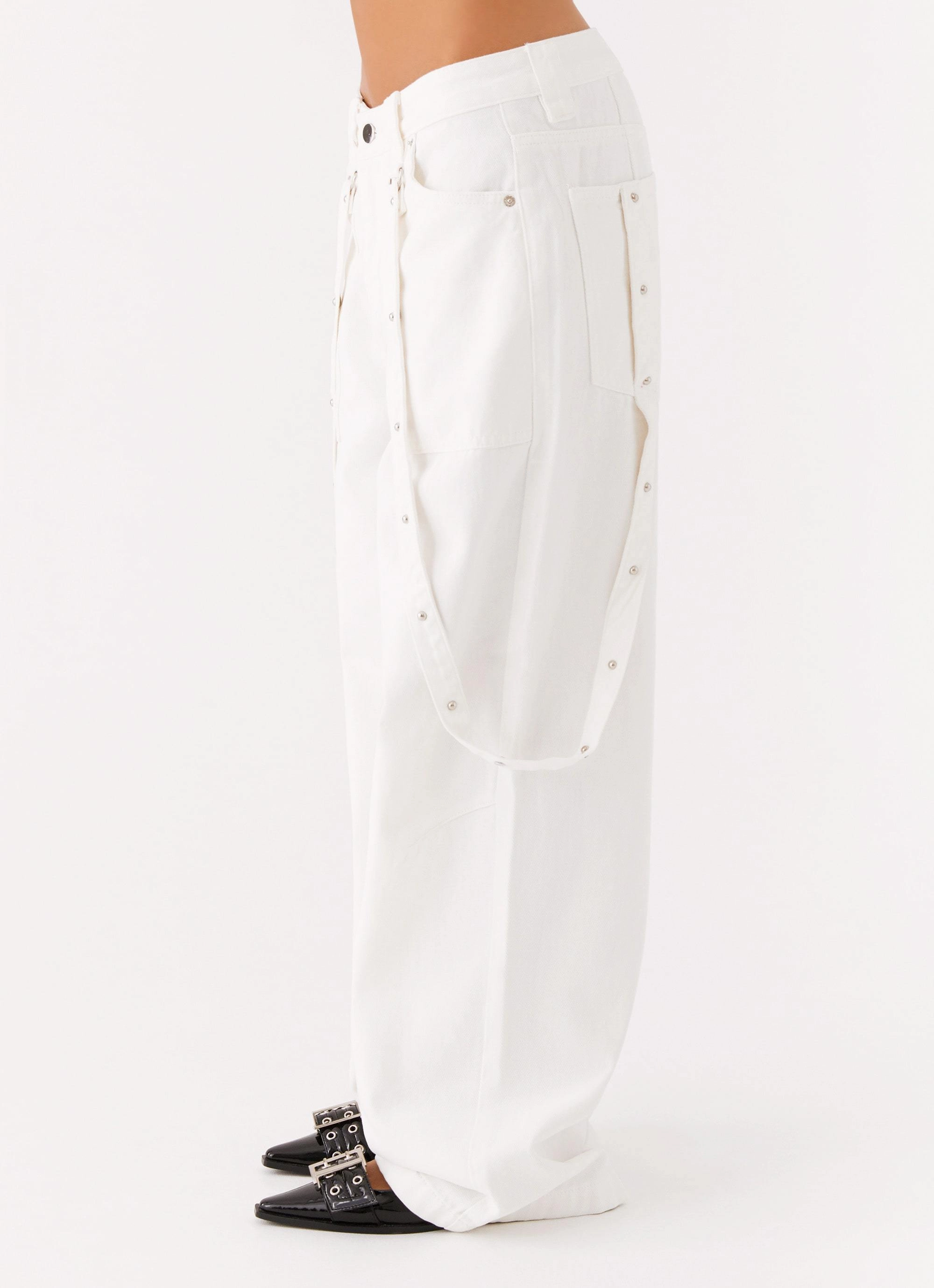 WrinkleFreeFinish Avril Cargo Denim Pants - White