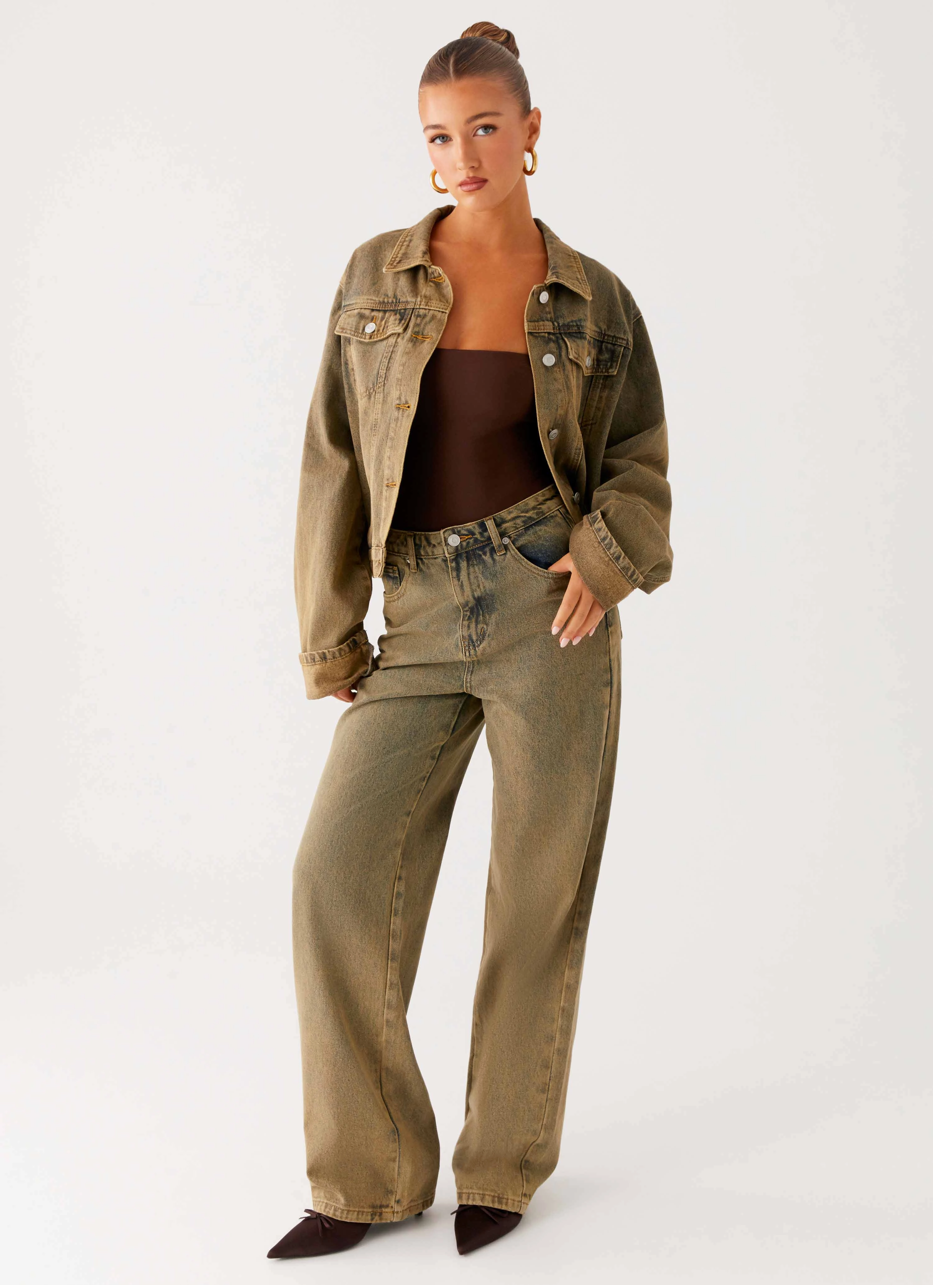 Quick Change Performance Ready Back Again Straight Leg Denim Jeans - Brown Sand Wash