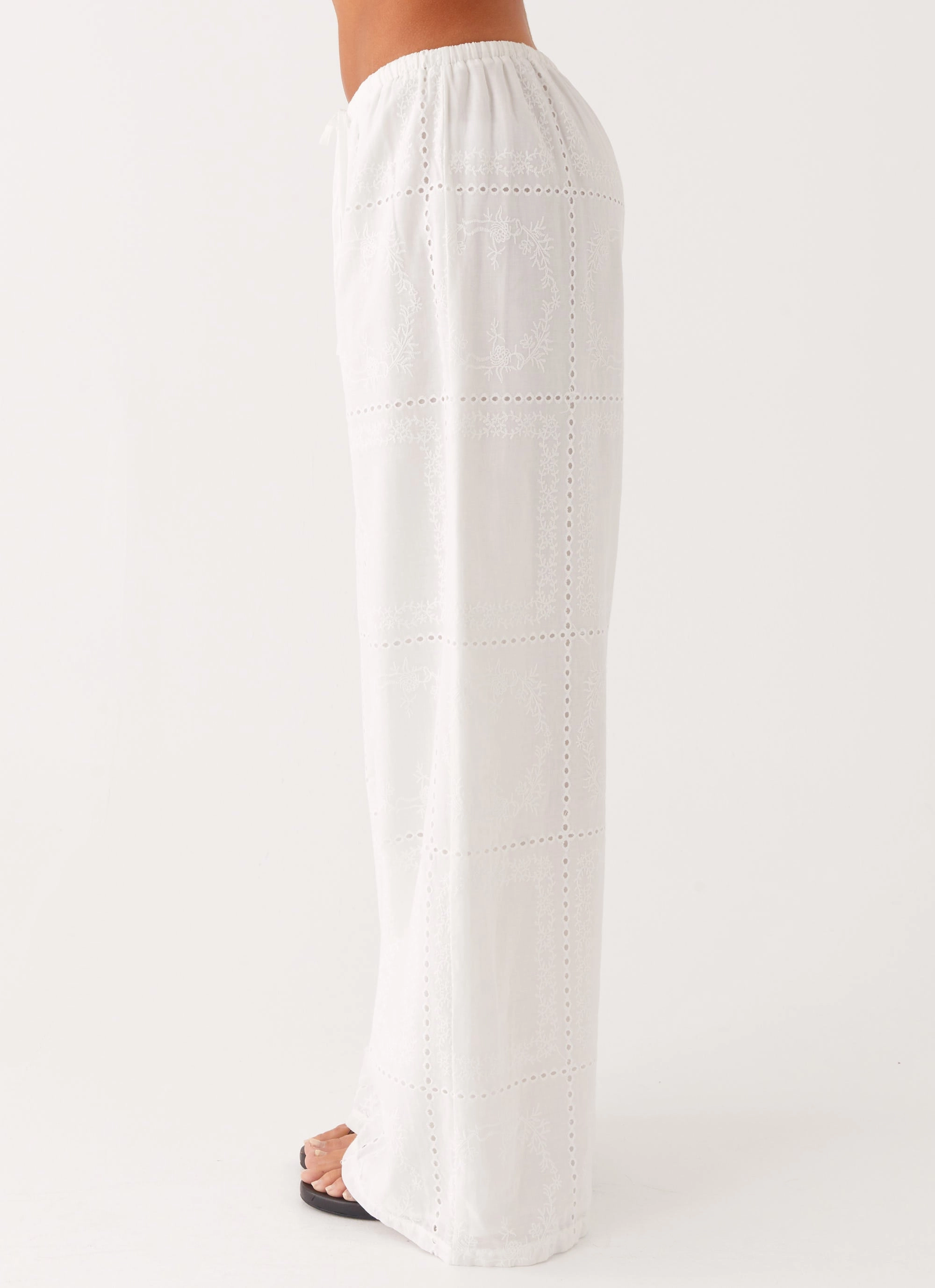 Bille Low Rise Pants - White Fashion Forward SustainableManufacturing