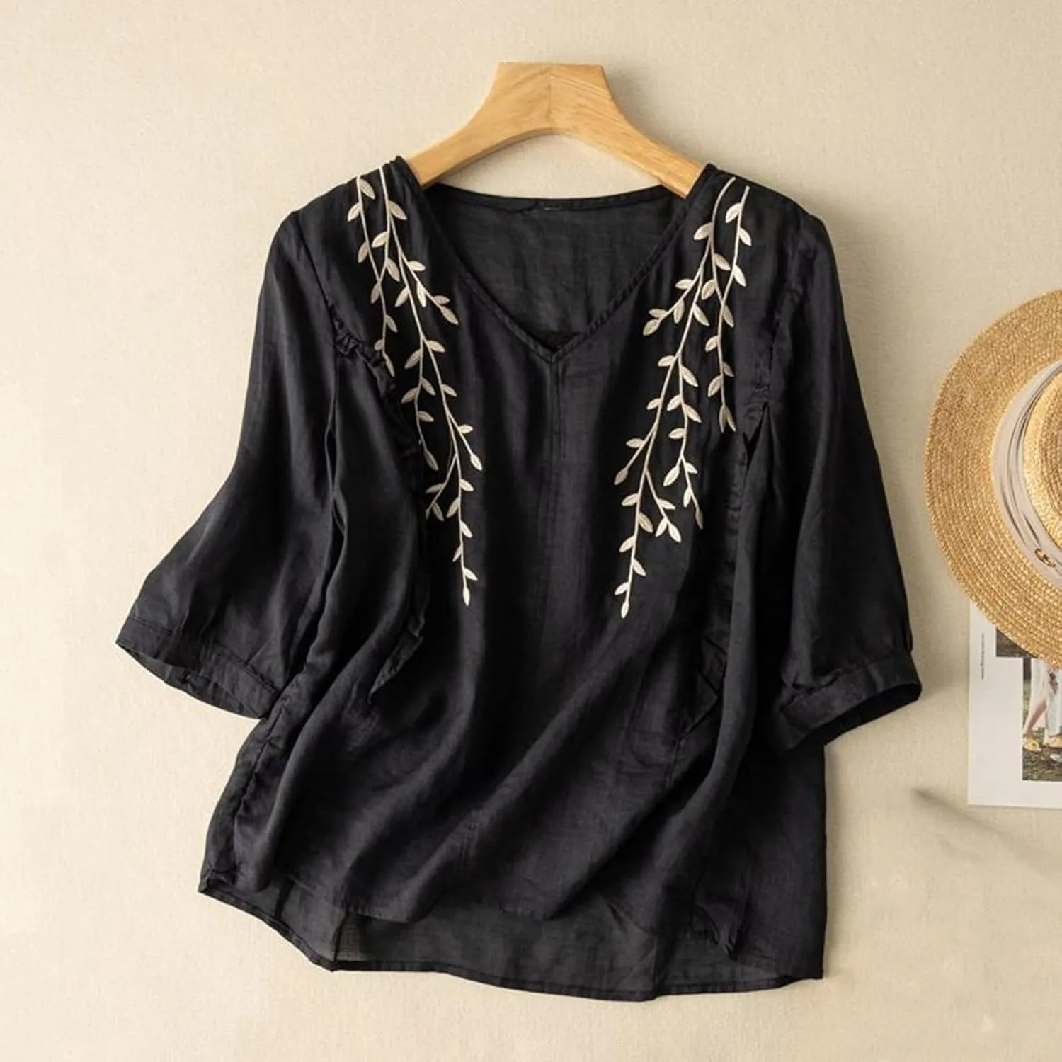 Boho Linen Shirts for Women 2025 Crew Neck Floral Retro Casual Short Sleeved Tee Shirts Loose Boho Comfy Blouses