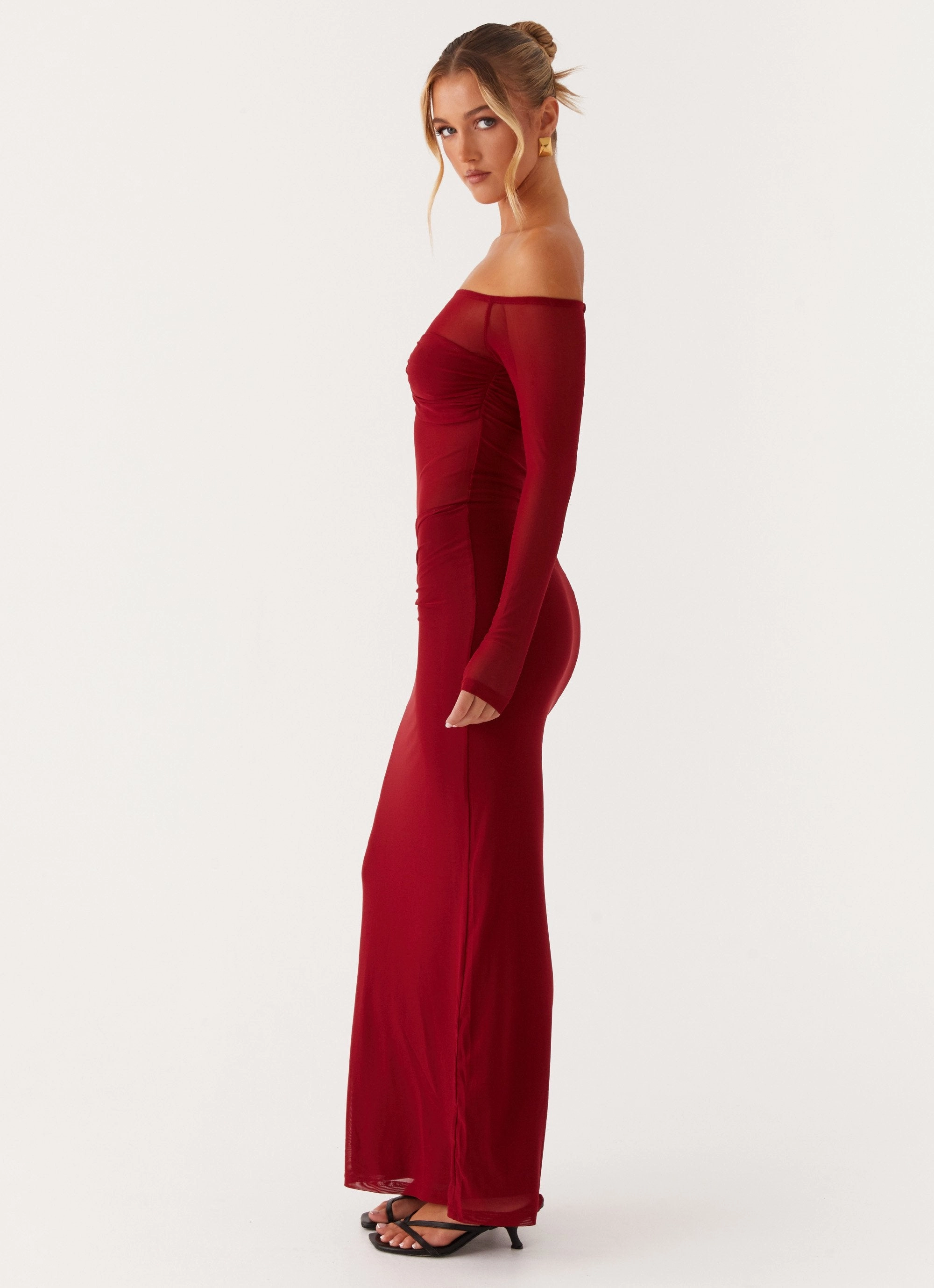 Frayed-Edge Essential Piece Divine Beauty Mesh Maxi Dress - Maroon