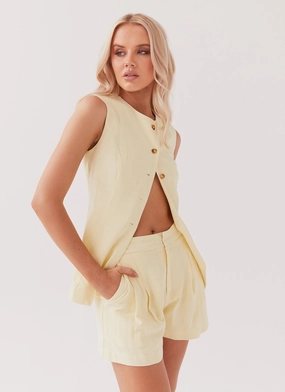 Comfort Stretch Born For Bordeaux Linen Shorts - Lemon