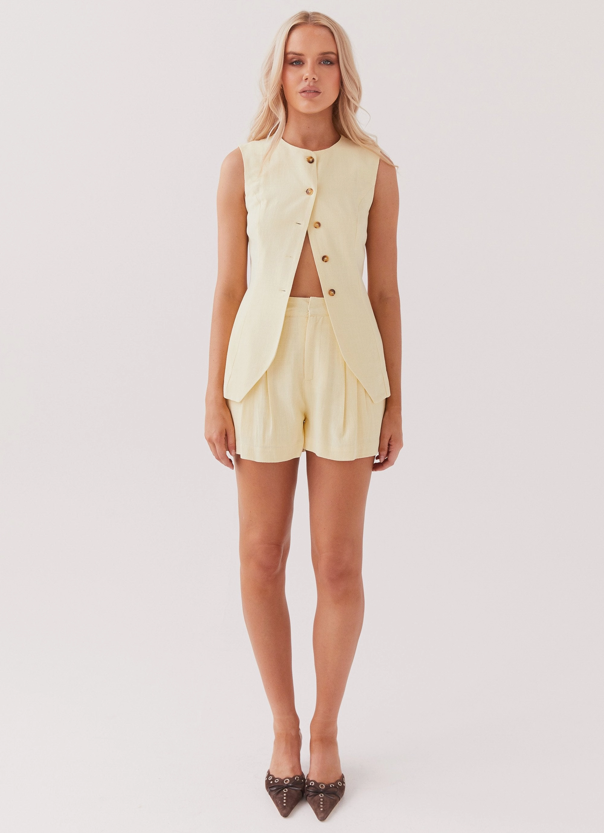 Born For Bordeaux Linen Vest - Lemon SnagProof Cozy Layer