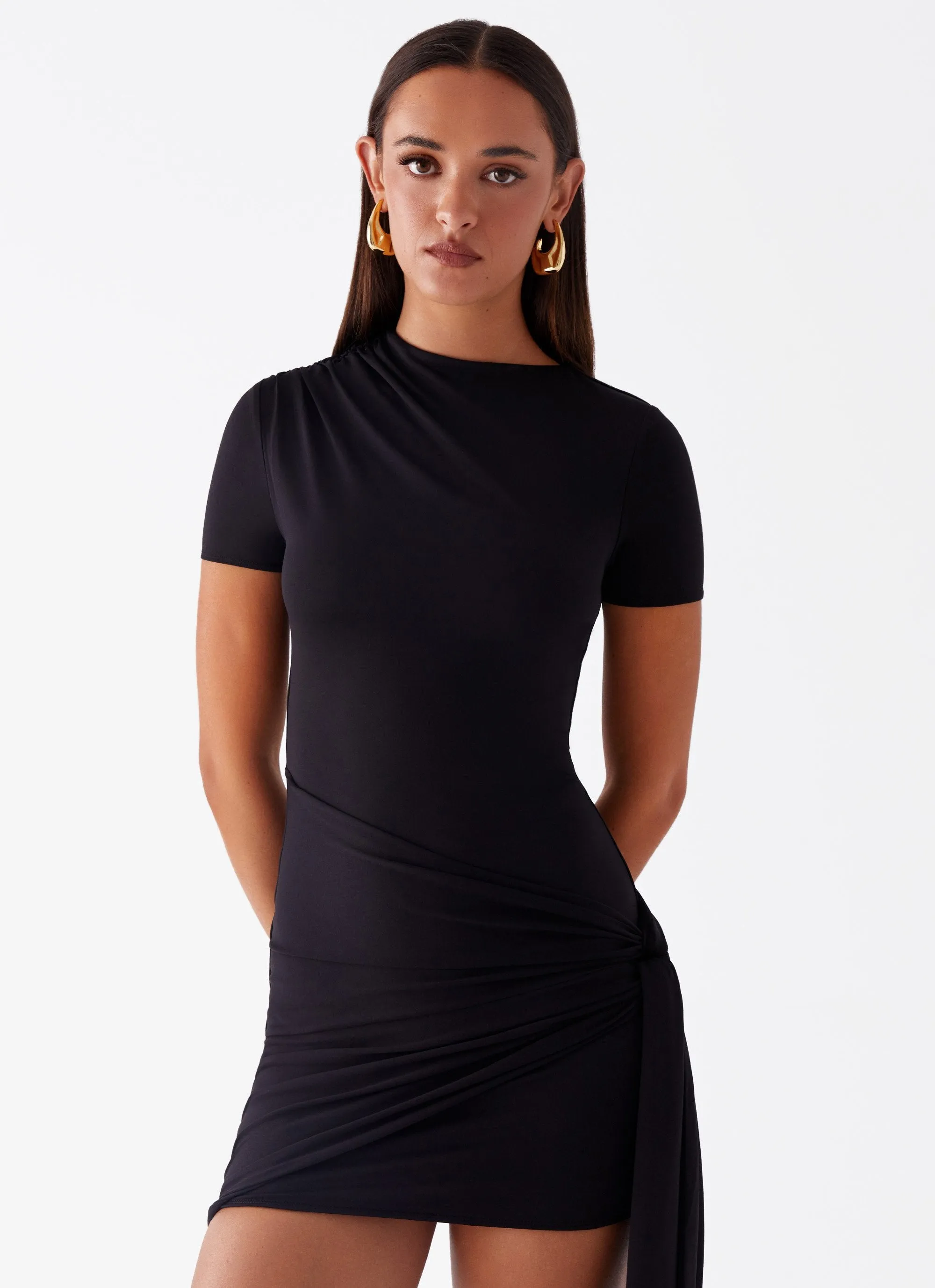 Anisa Mini Dress - Black Elegant Silhouette Solid-color