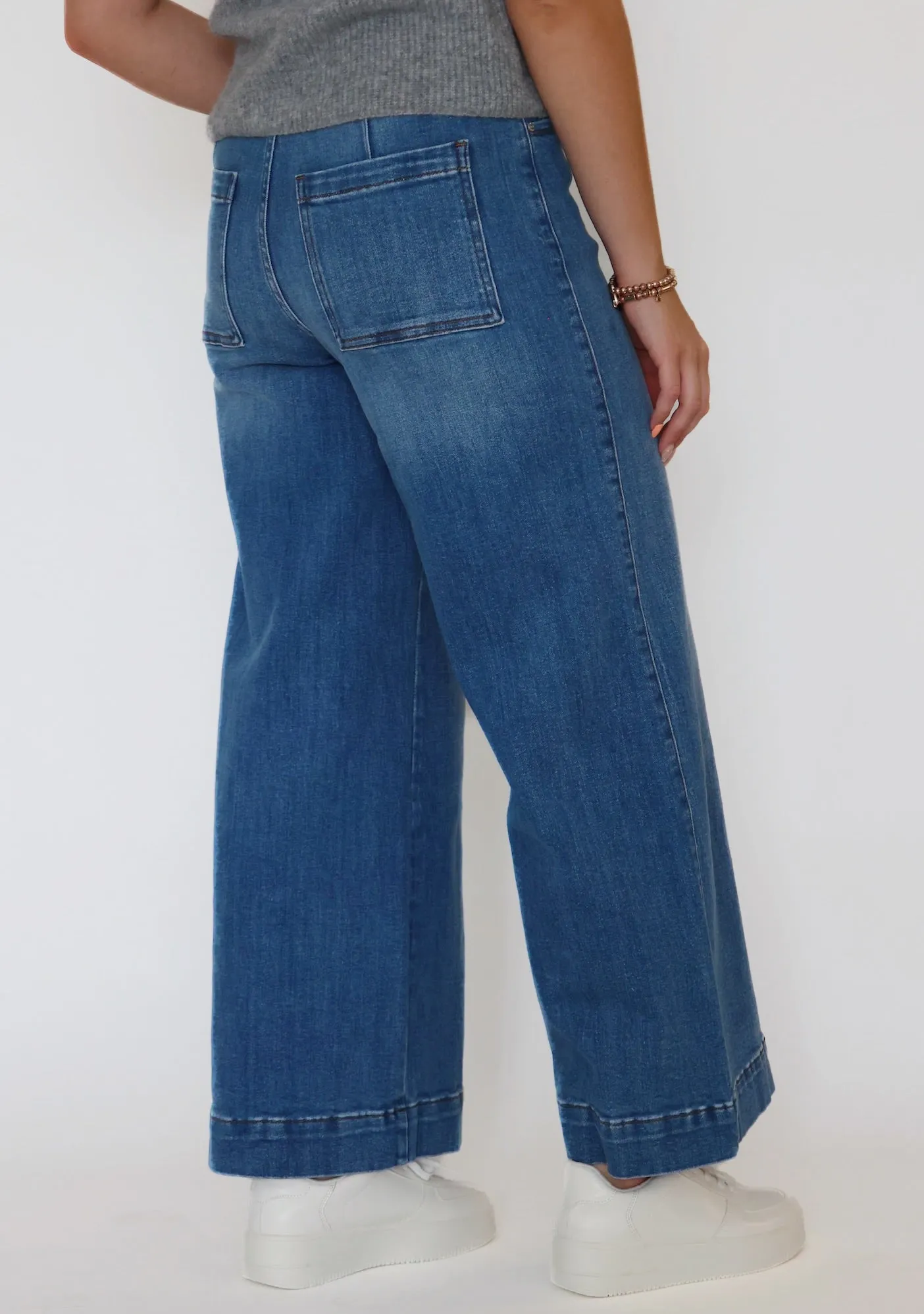 Brianna Jeans Cozy Layer