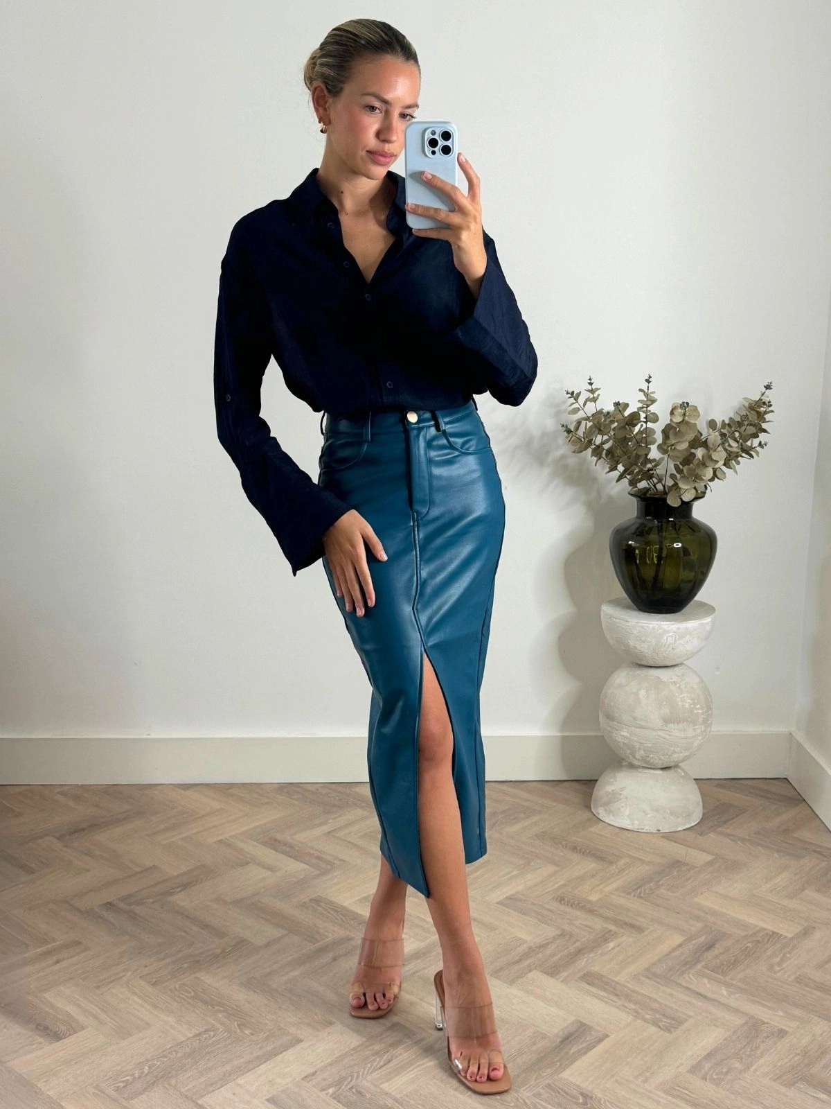 Brielle Pu Midi Skirt in Teal Texture Focus