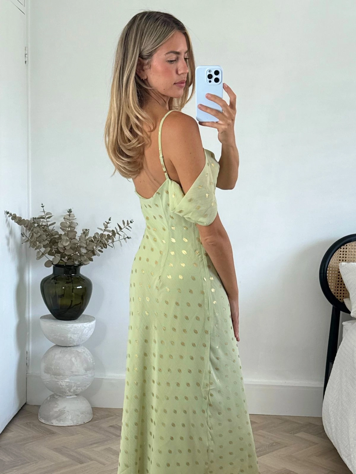 Casual Smart Brylee Cowl Neck Cold Shoulder Midaxi Dress in Sage & Gold