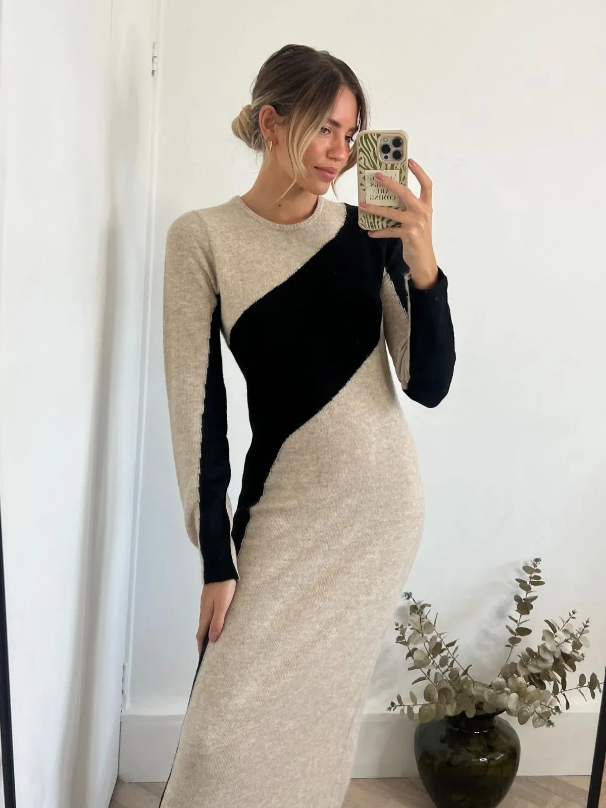 Brynn Knitted Colourblock Midaxi Dress in Stone & Black Street Casual Daily Favorite