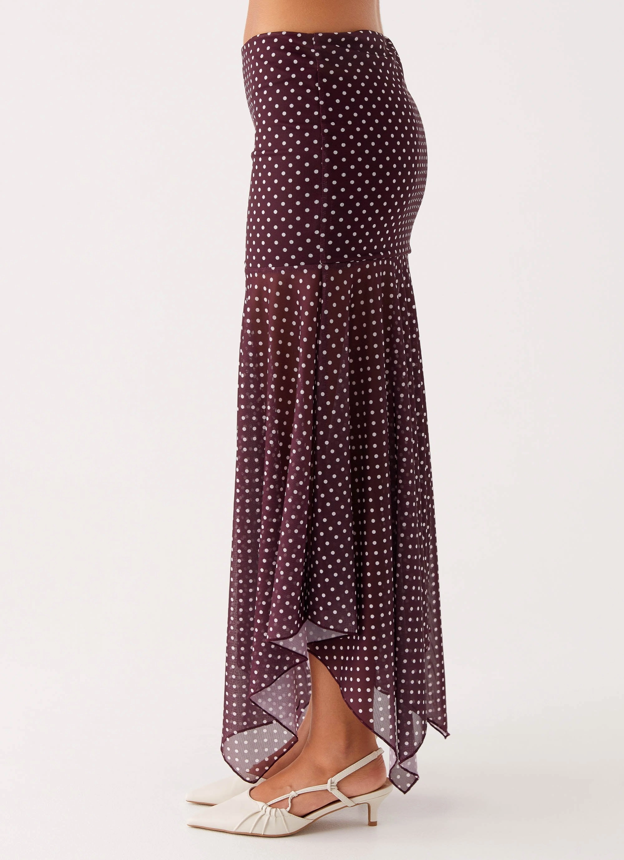 Buffy Maxi Skirt - Burgundy Limited Drop Airy Base Lounge Outfit
