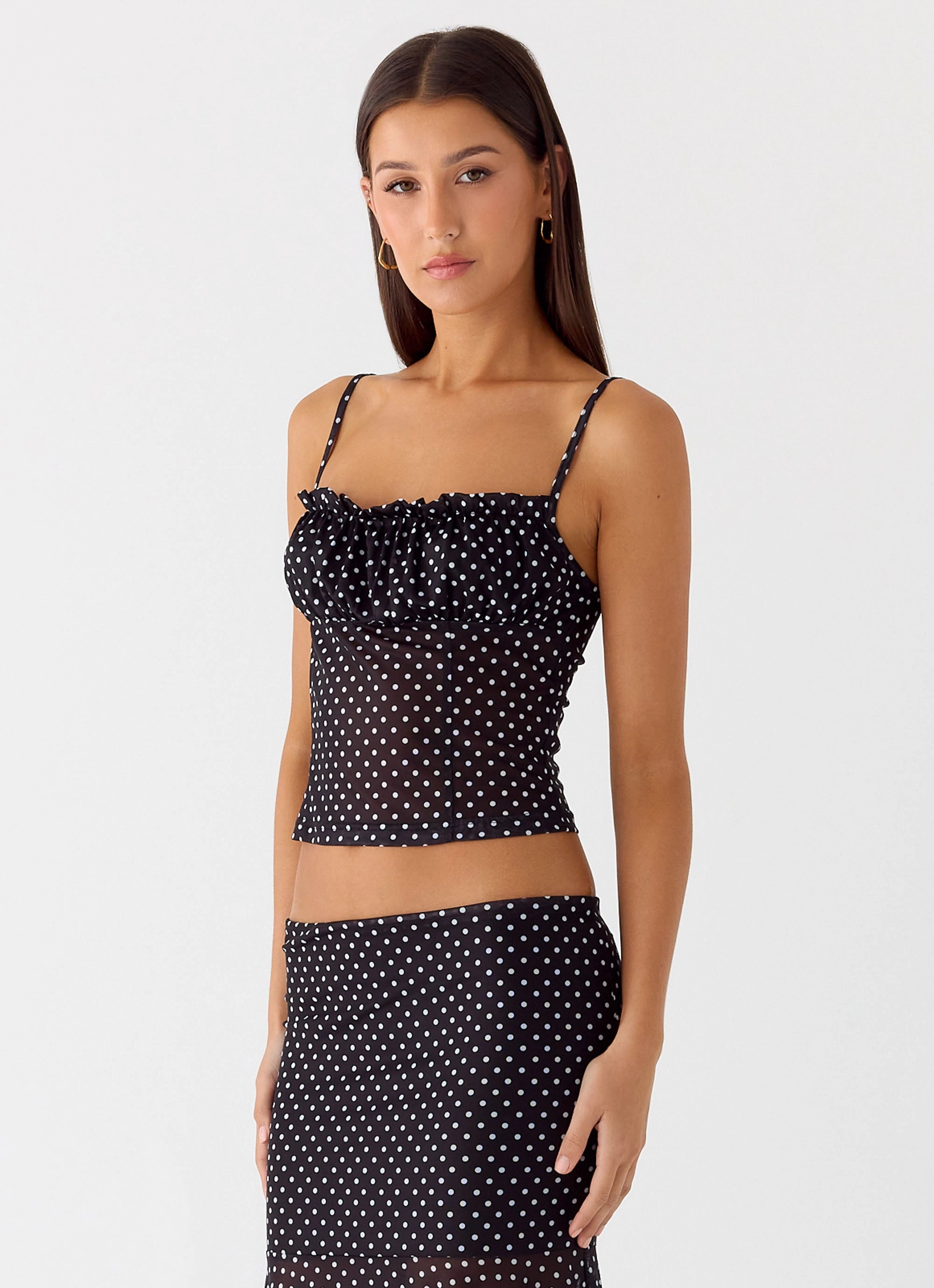 Anti Pilling Fabric LowProfileStitching Buffy Top - Black Polkadot