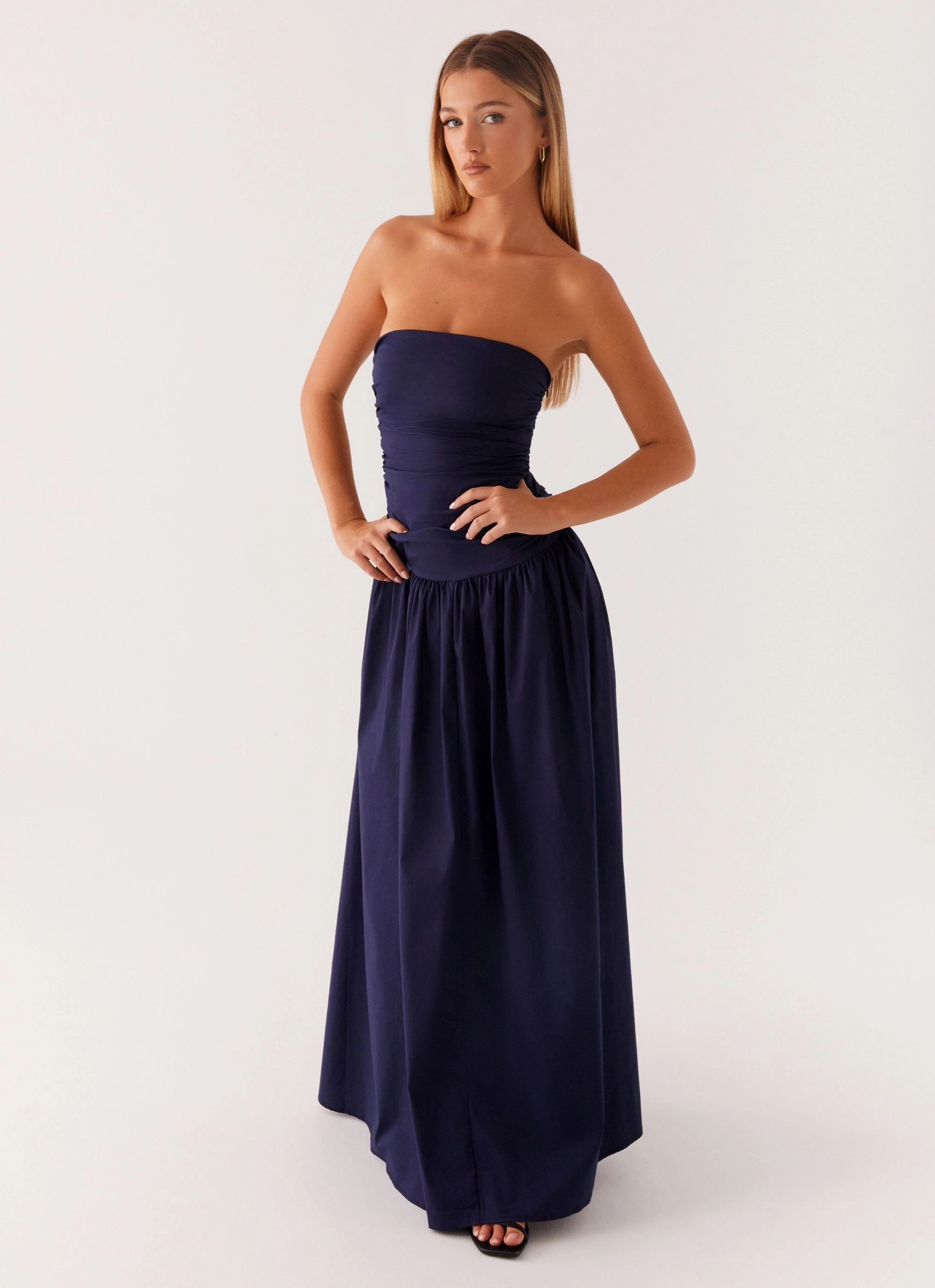 Carmel Maxi Dress - Navy Breathable wear Seamless Finish