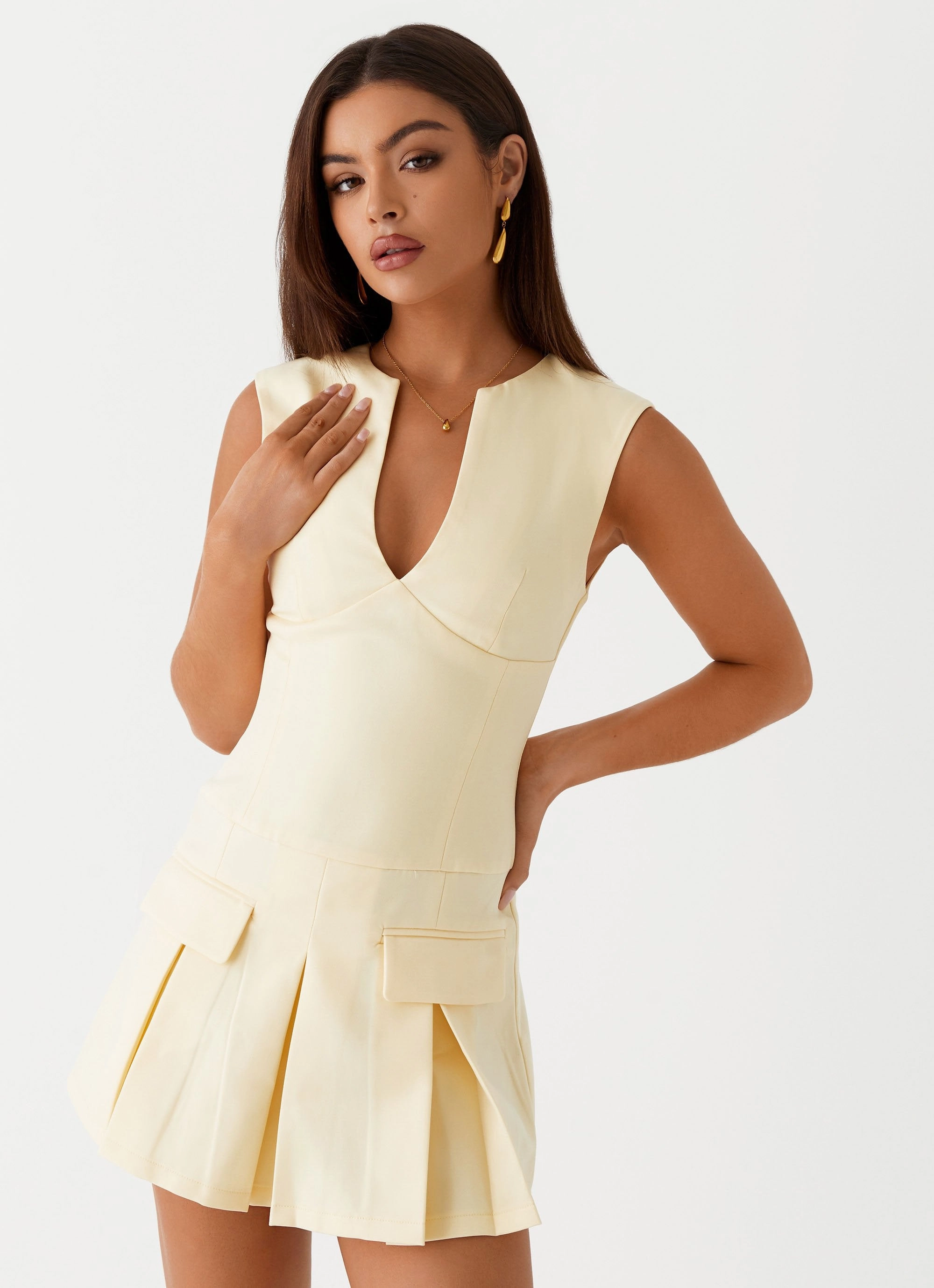 Street Ready Minimalist-Style Cassia Mini Dress - Yellow