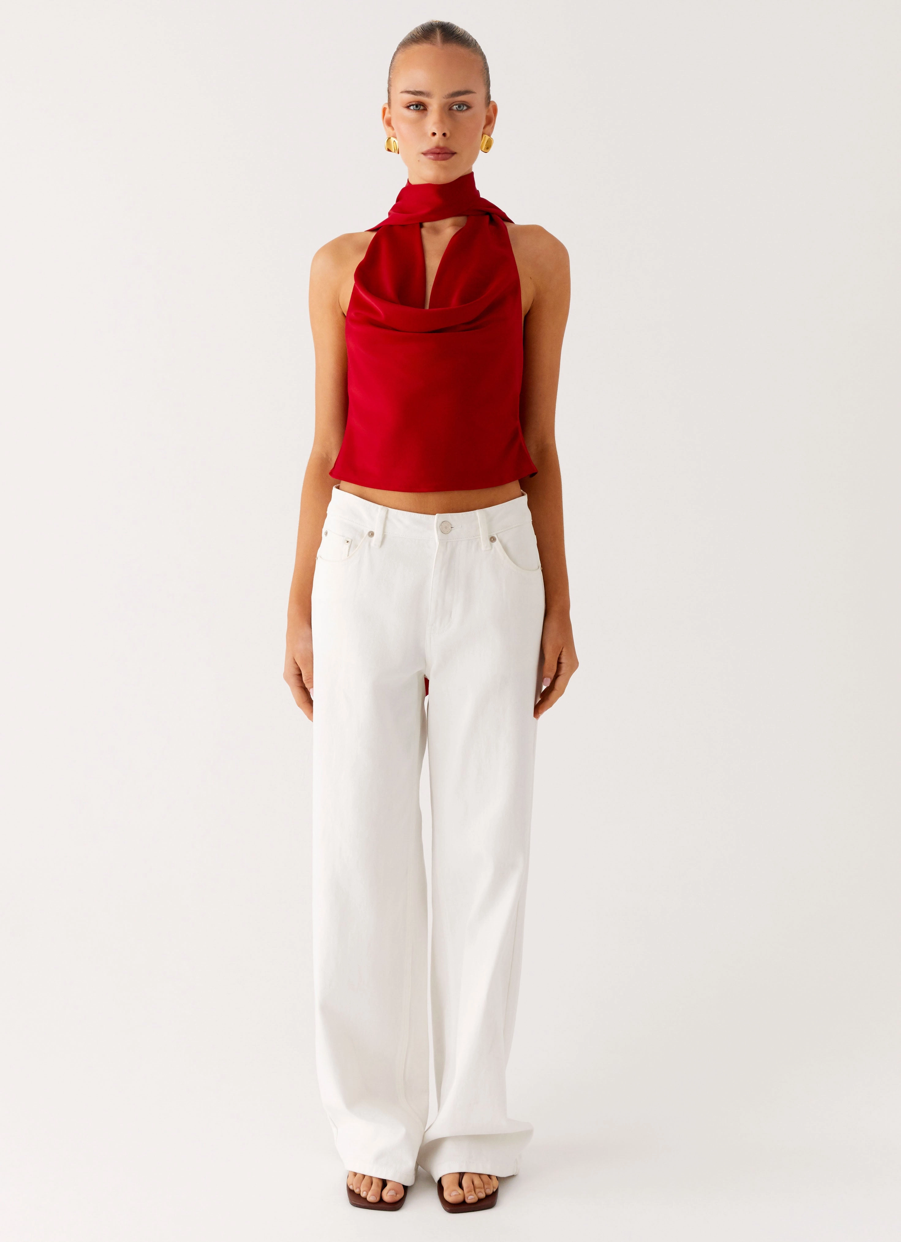 Weighted Hem Trim Anti Pilling Treatment Catching Feelings Top - Red