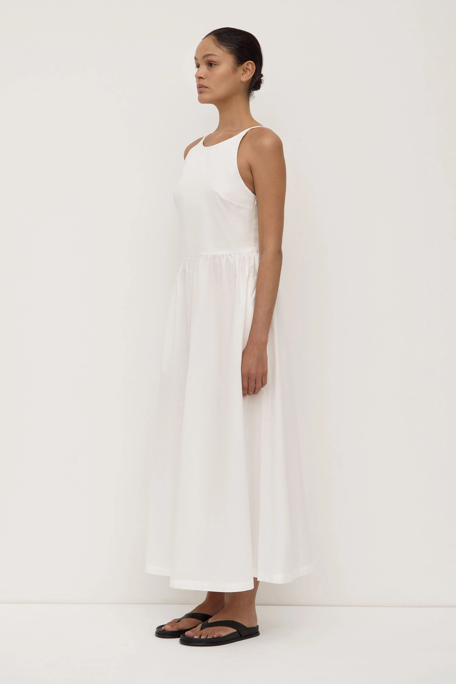 WaterRepellentCoating Simple yet sophisticated gown Posie Midi Dress