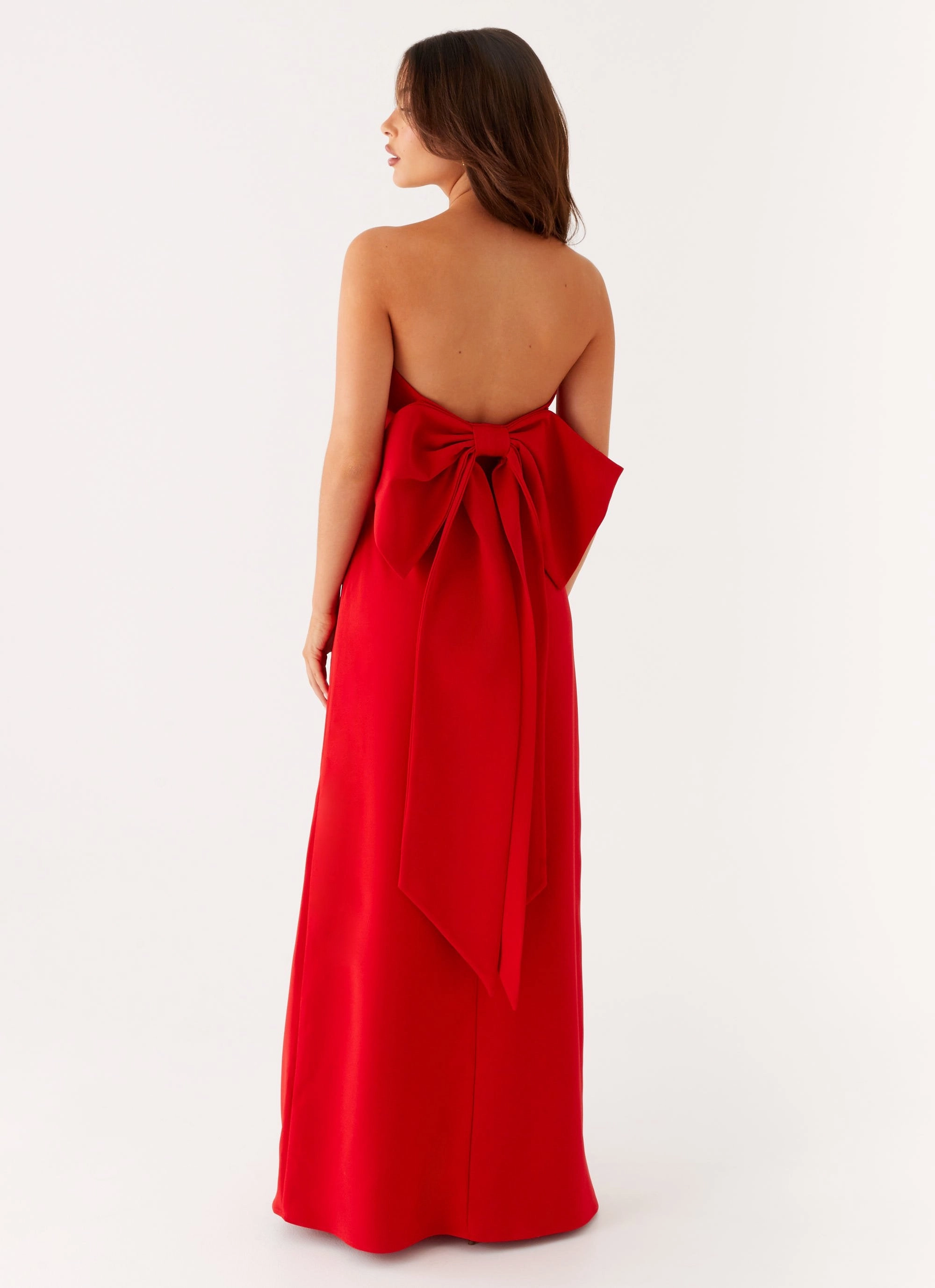 Hot Now Sleek long-sleeve dress Meredith Maxi Dress - Red