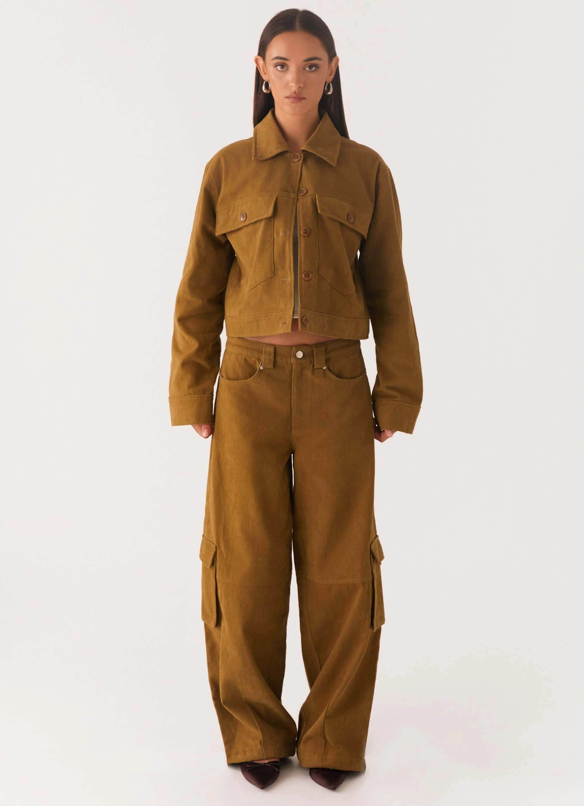 Back In Time Cargo Pant - Brown Light Shape Day Hike