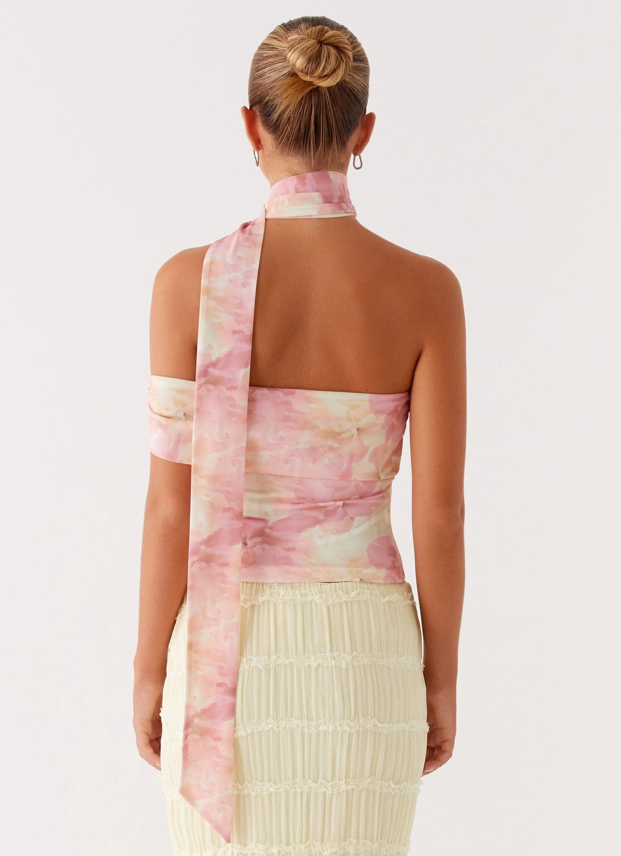 Wide Shoulder Cut Minimalist Styling Christal Scarf Top - Floral Print